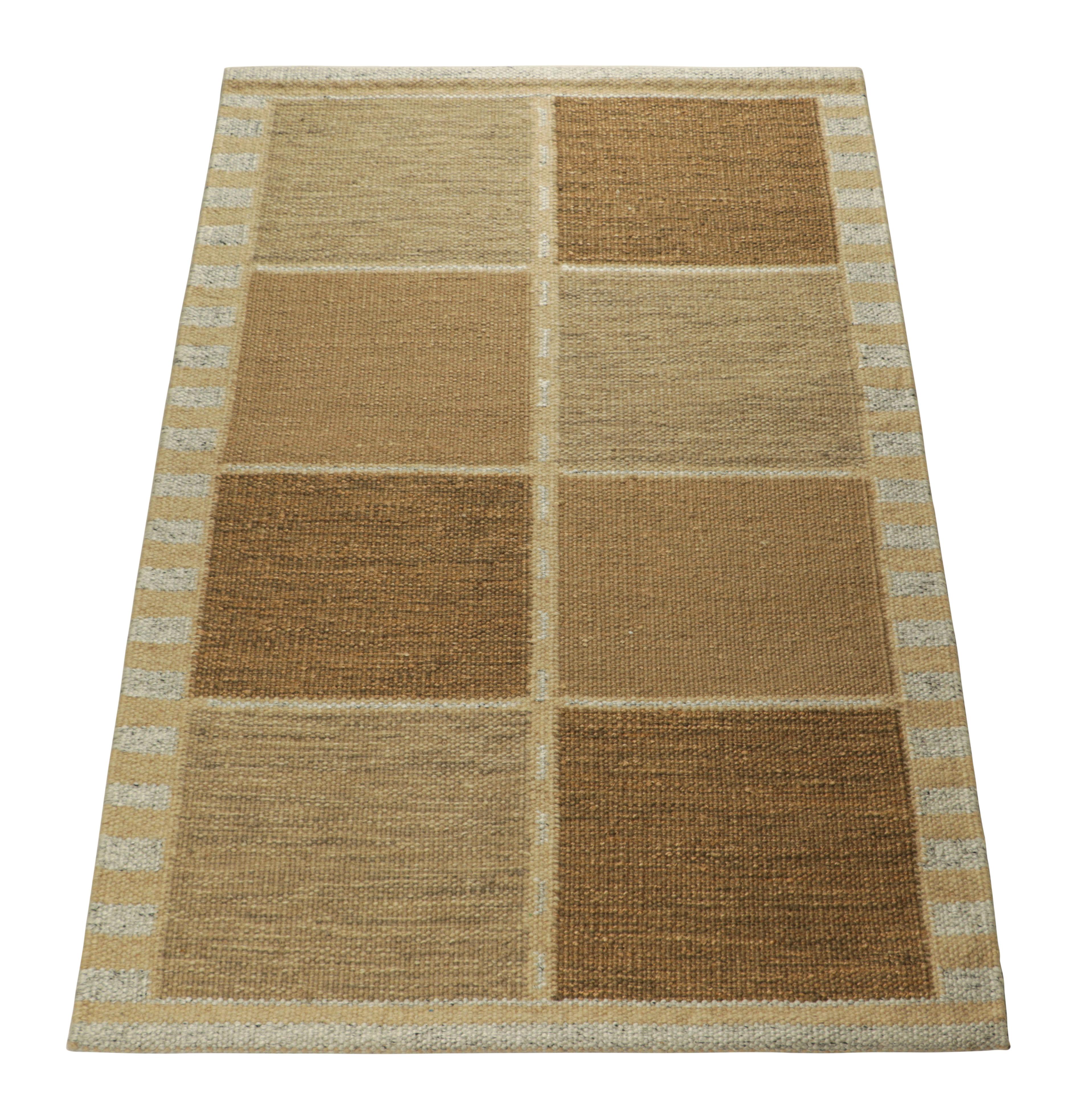 Alfombra de estilo escandinavo Rug & Kilim en beige-marrón, con dibujo geométrico azul Indio en venta