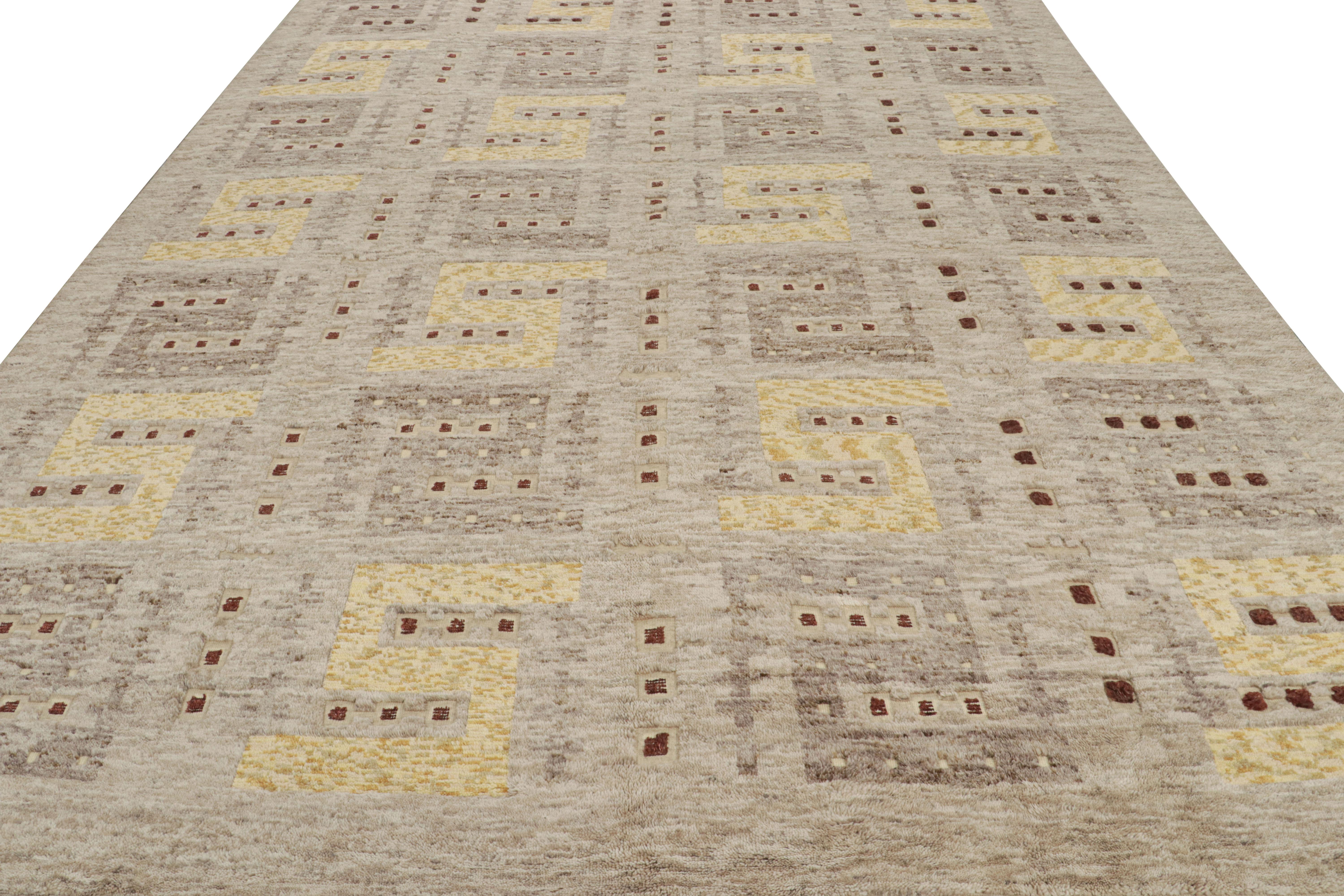 Scandinavian Modern Rug & Kilim’s Scandinavian Style Rug in Beige-brown, With Geometric Patterns For Sale