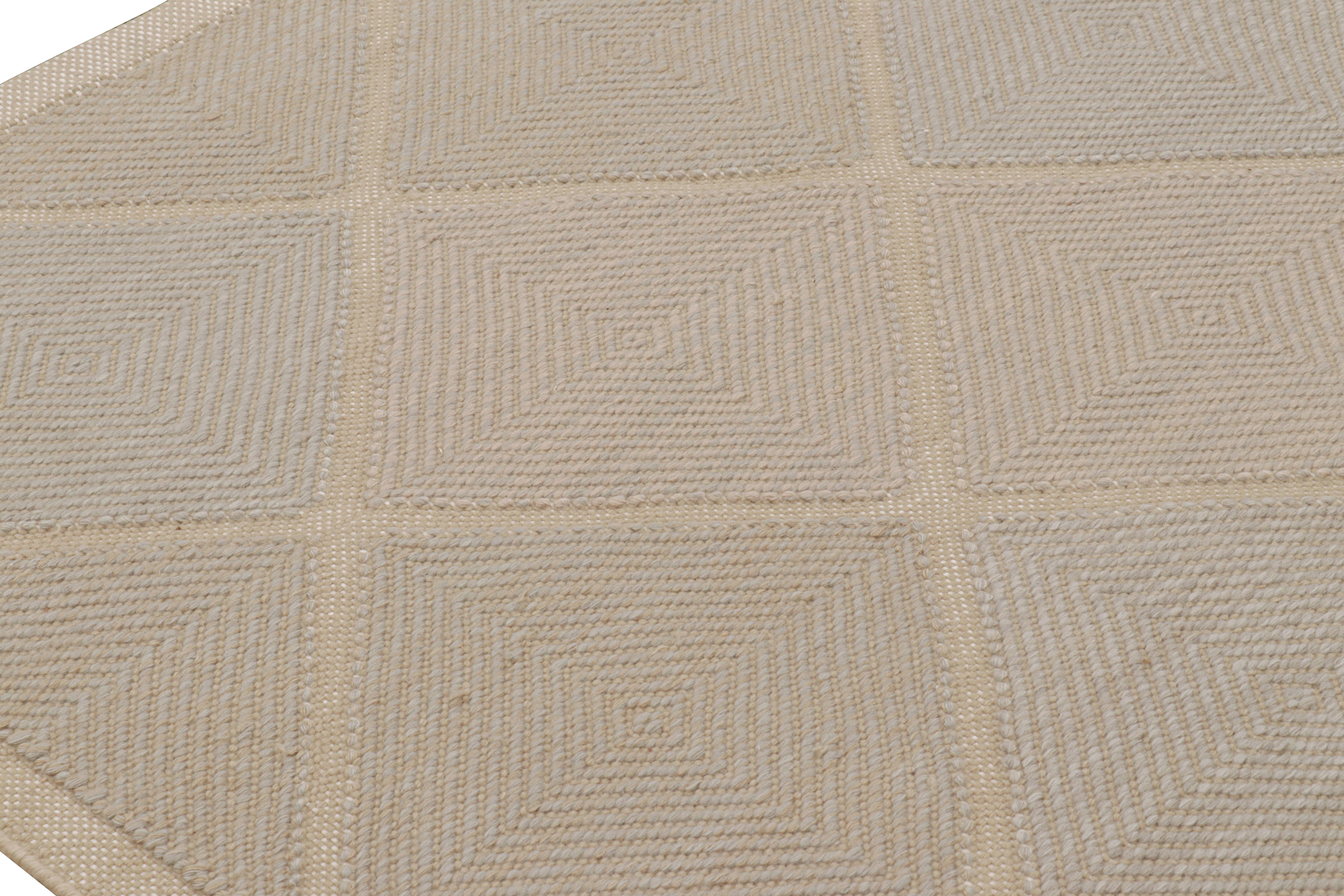 Tapis de style scandinave de Rug & Kilim à motifs de losanges beige, crème et bleu Neuf - En vente à Long Island City, NY