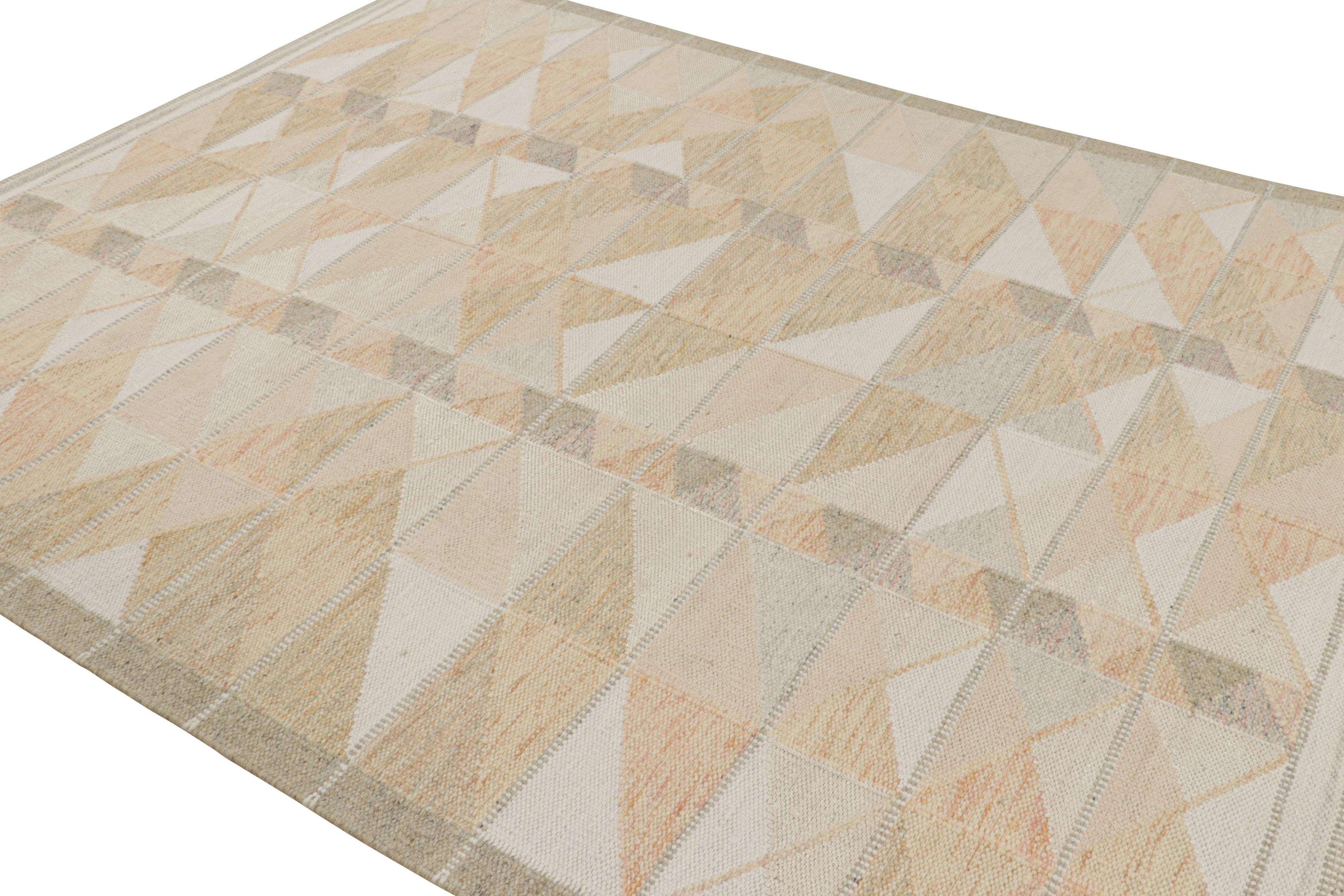 Indian Rug & Kilim’s Scandinavian Style Rug in Beige, Gray and White Geometric Patterns For Sale