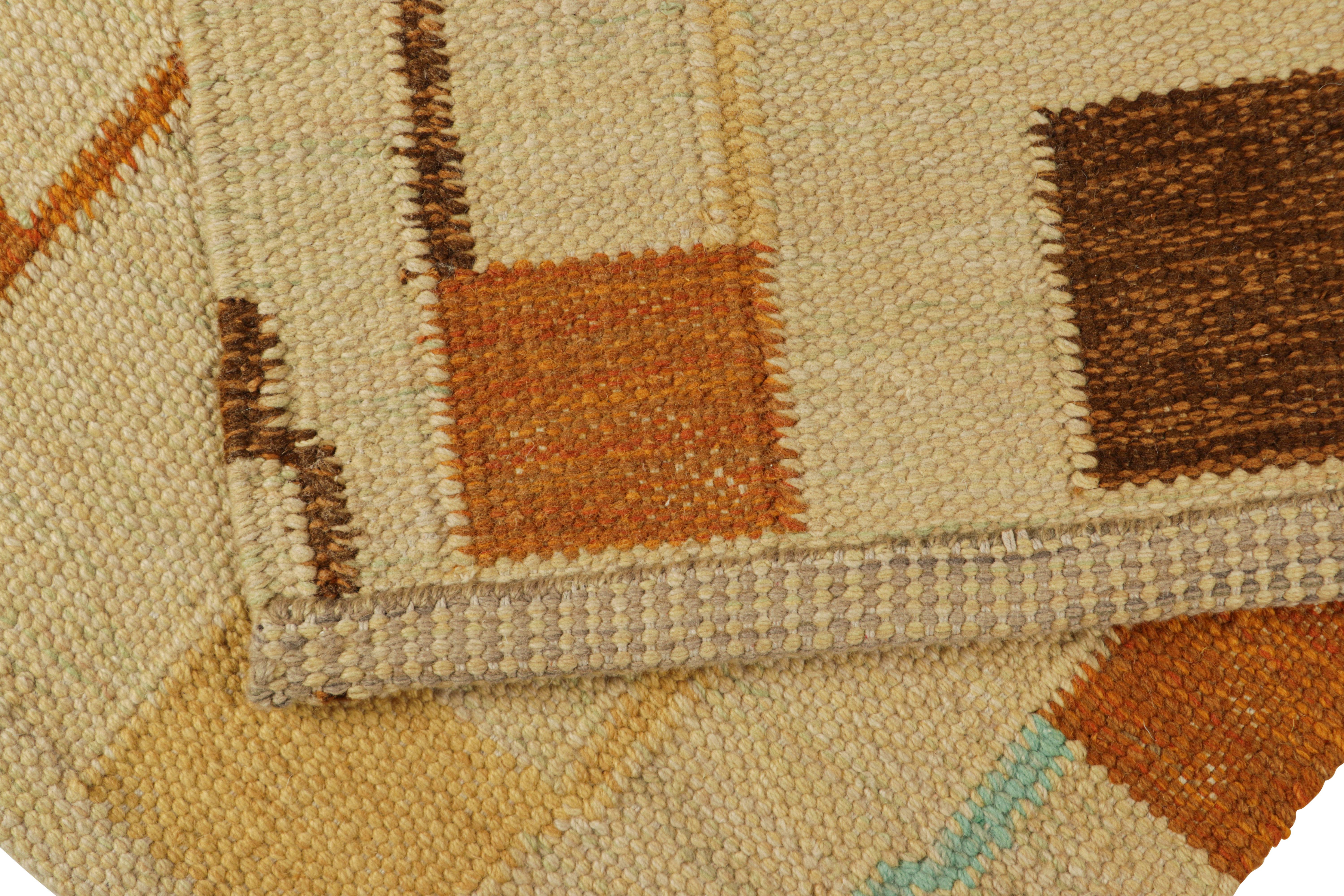 Lana Tappeto in stile scandinavo Rug & Kilim di colore beige con motivi geometrici colorati in vendita