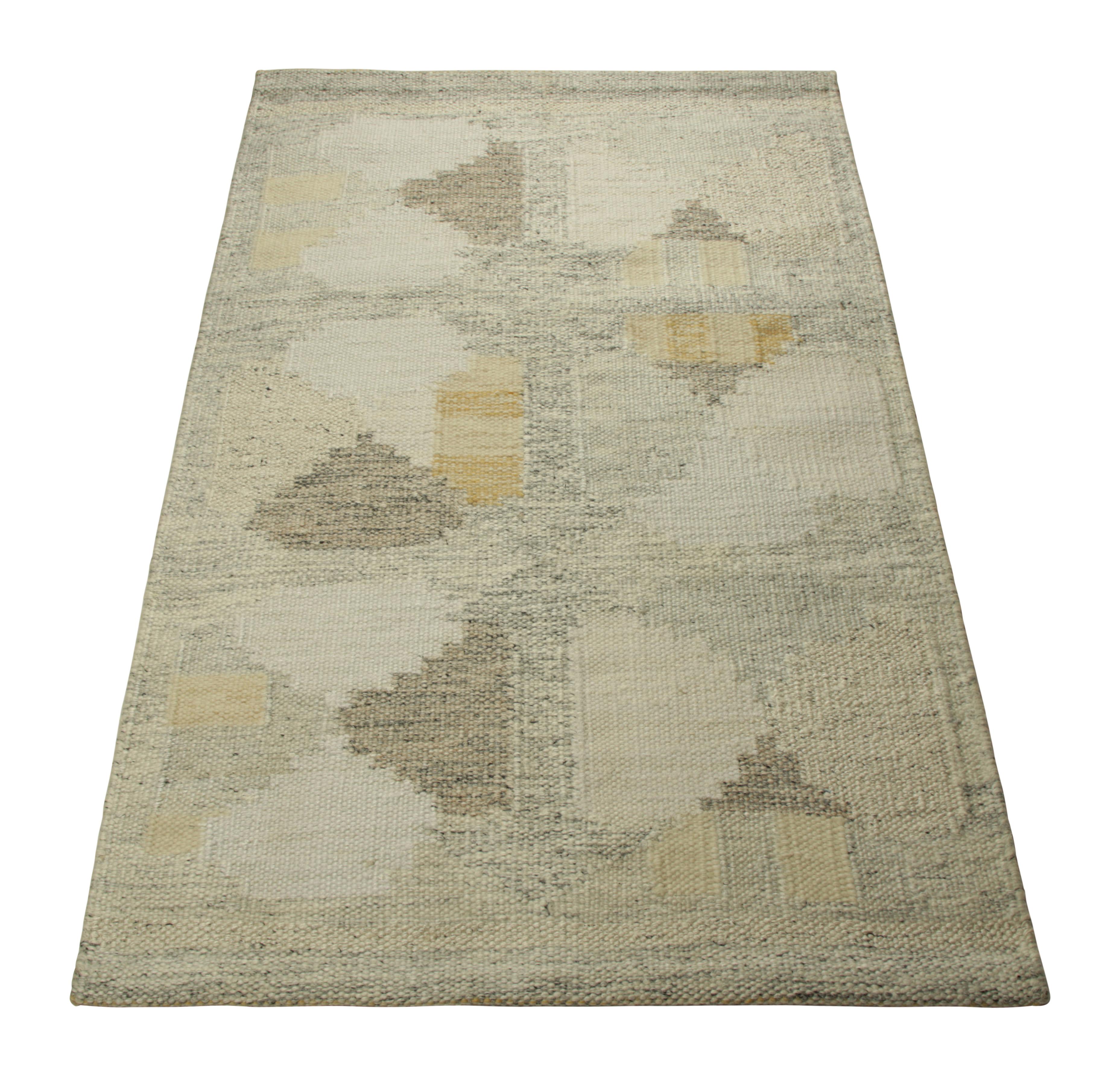 Hand-Woven Rug & Kilim’s Scandinavian Style Rug in Blue and Beige, with Geometric Patterns For Sale