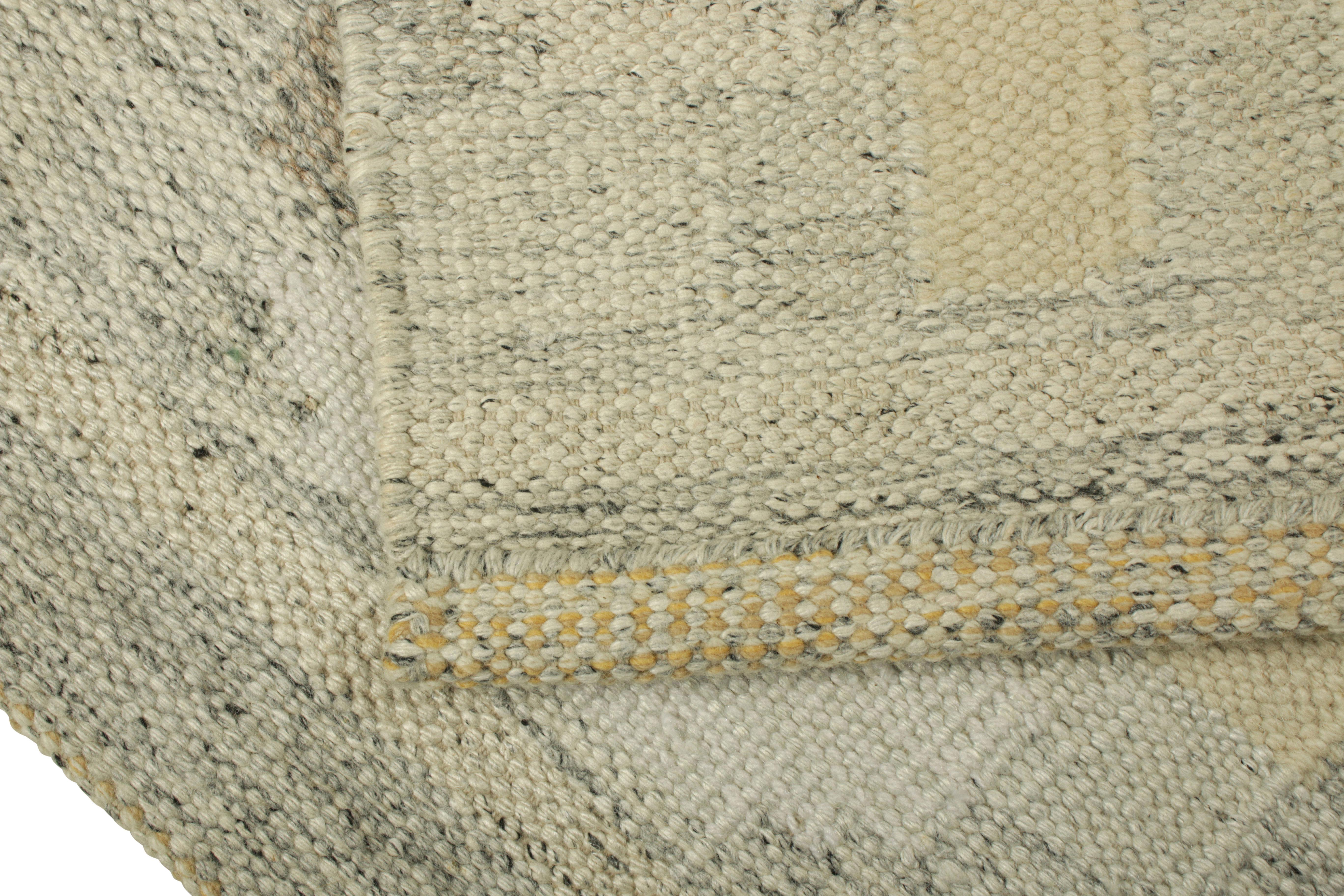 XXI secolo e contemporaneo Tappeto in stile scandinavo Rug & Kilim in blu e beige, con motivi geometrici in vendita