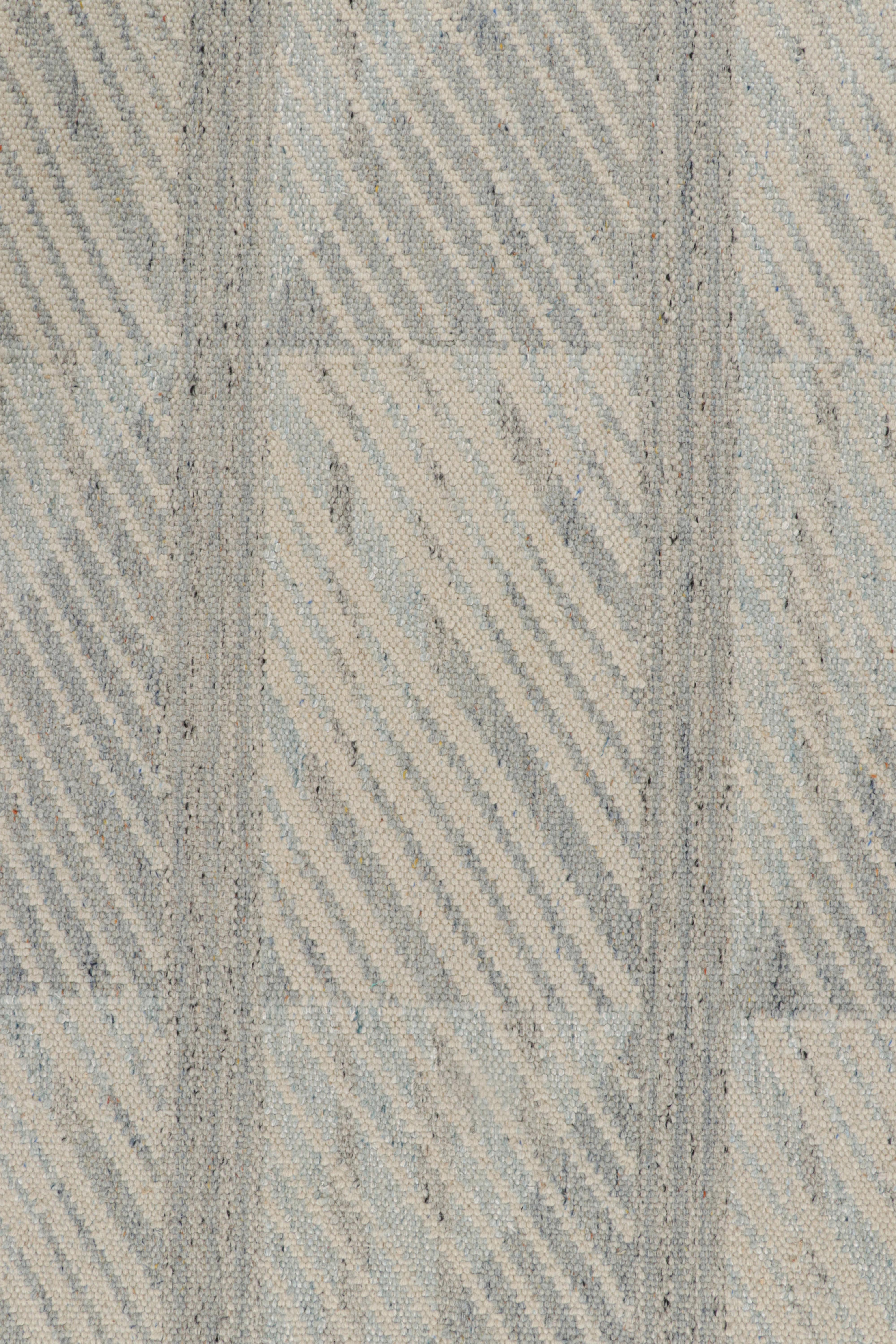 Modern Rug & Kilim’s Scandinavian Style Rug in Blue and Gray Geometric Patterns For Sale