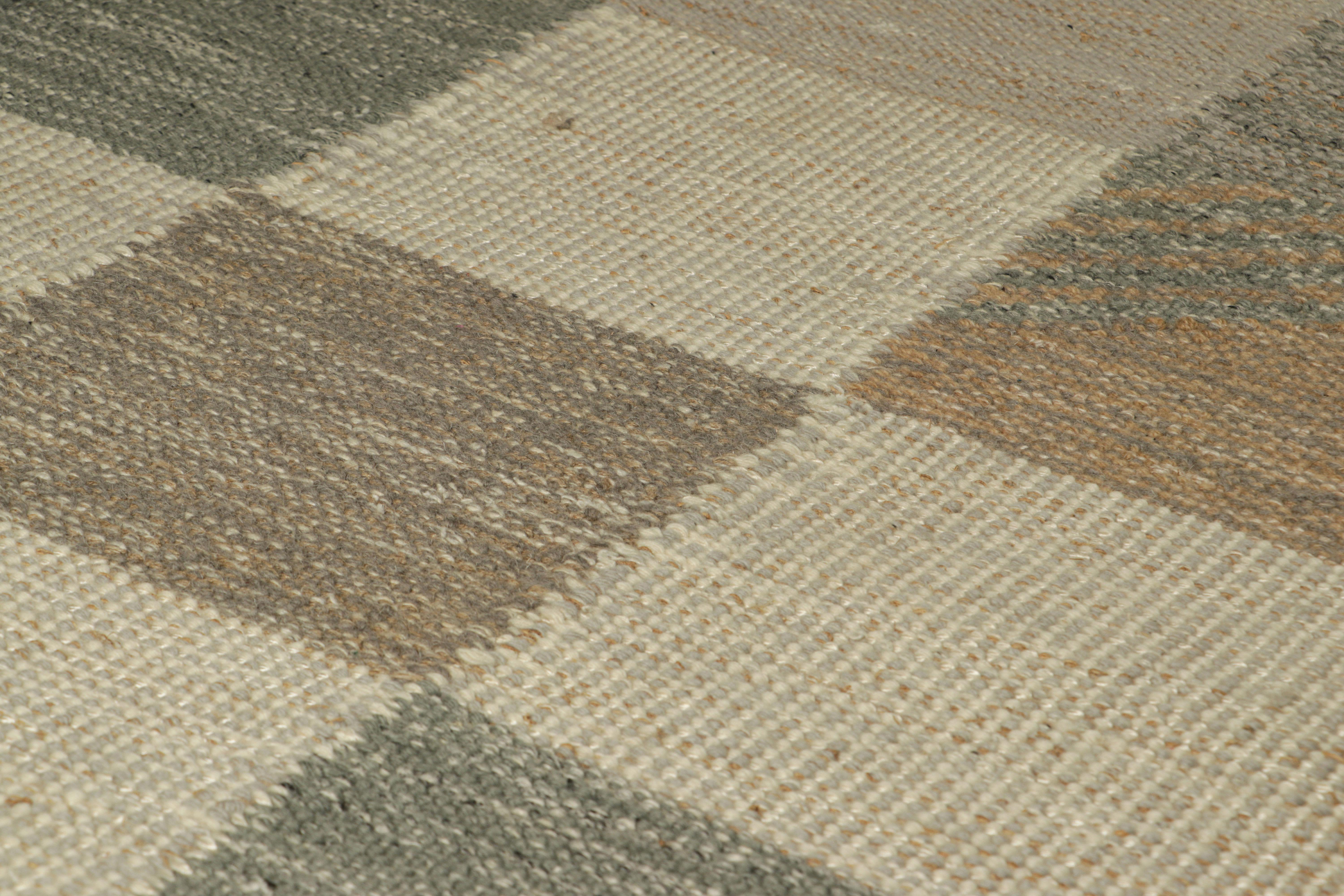 Dieser 3x5 große Akzentteppich im schwedischen Stil gehört zu einer aufregenden neuen Kollektion von Rug & Kilim in Geschenkgröße und ist eine kühne Ergänzung der Scandinavian Collection'S. Das handgewebte Flachgewebe aus Wolle mit ungefärbten