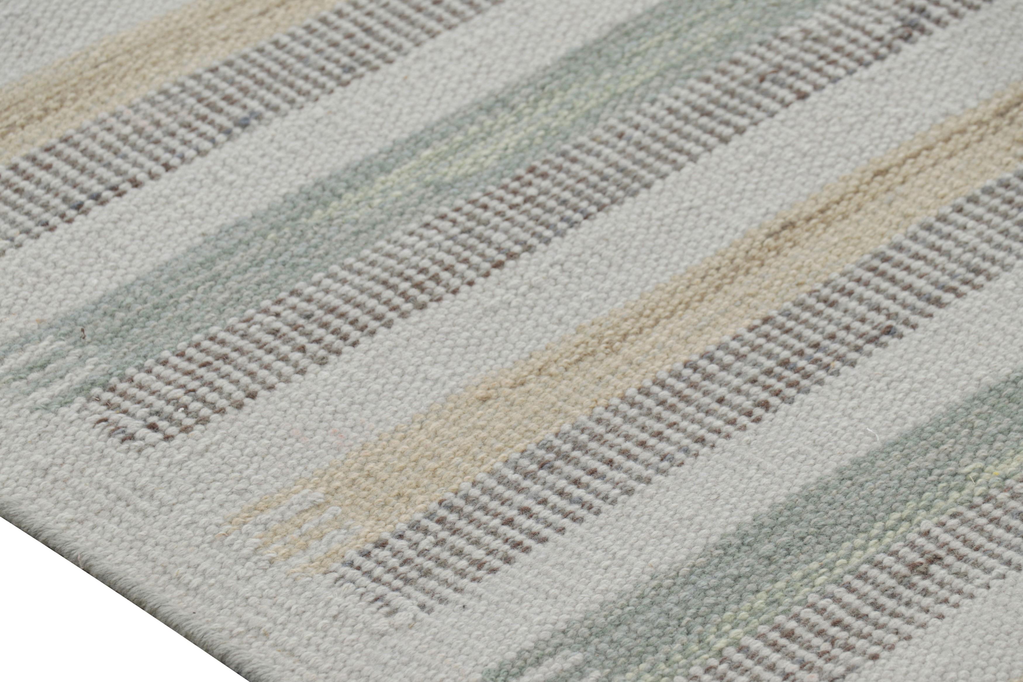 Tappeto in stile scandinavo Rug & Kilim in blu e grigio con strisce geometriche In condizioni Nuovo in vendita a Long Island City, NY