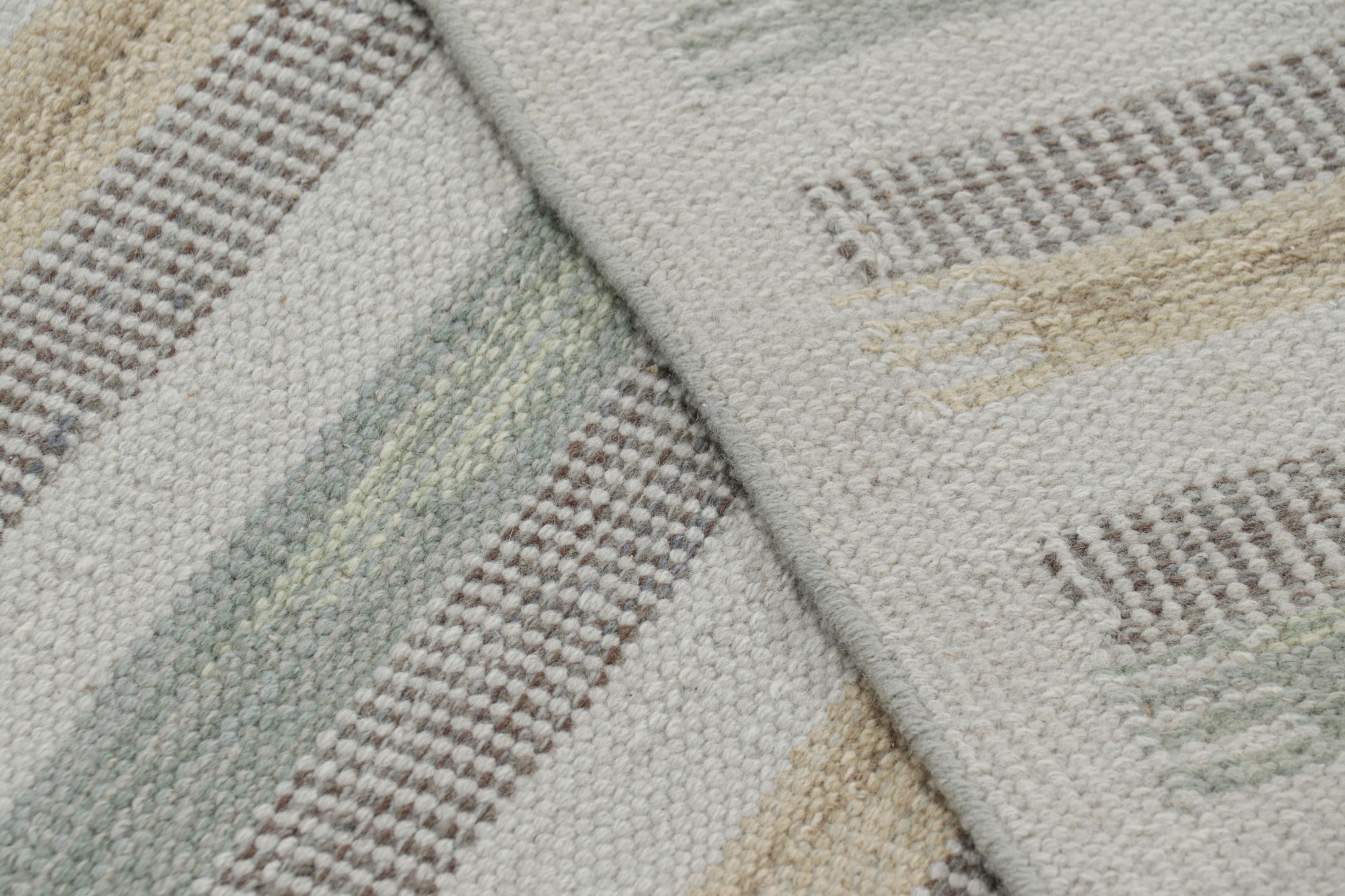 XXI secolo e contemporaneo Tappeto in stile scandinavo Rug & Kilim in blu e grigio con strisce geometriche in vendita