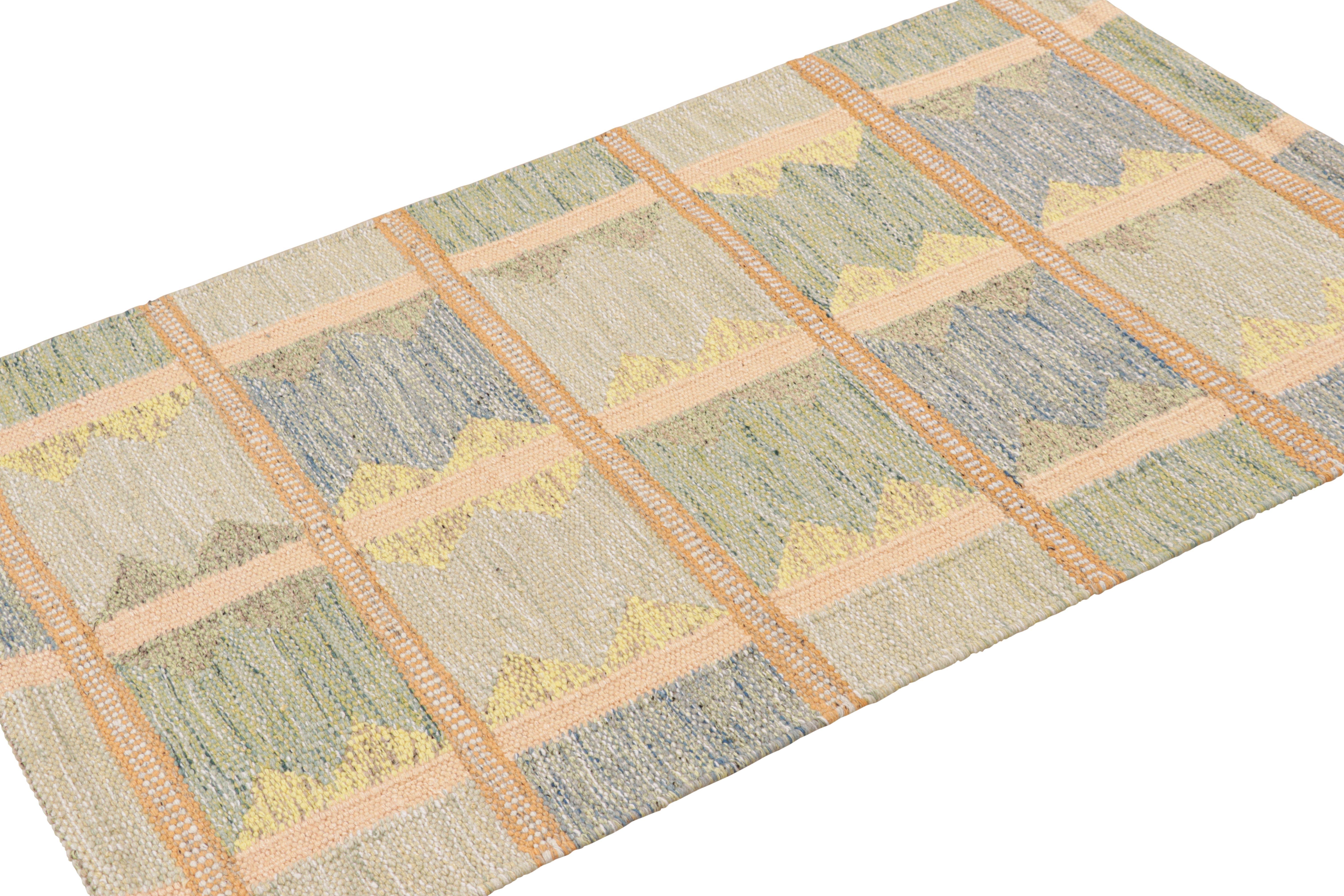 Tessuto a mano Rug & Kilim - Tappeto in stile scandinavo in blu e verde con motivi geometrici in vendita