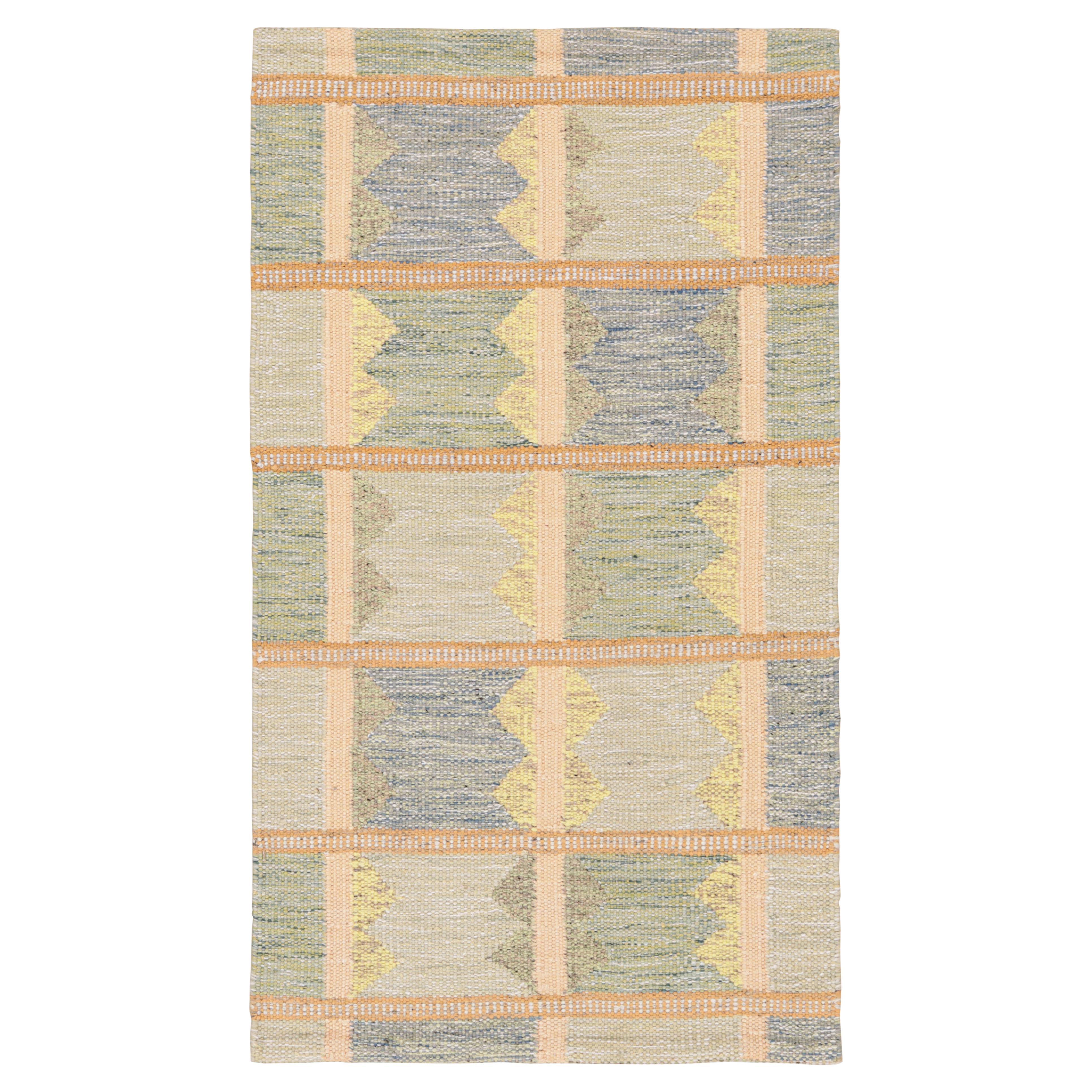 Rug & Kilim - Tappeto in stile scandinavo in blu e verde con motivi geometrici