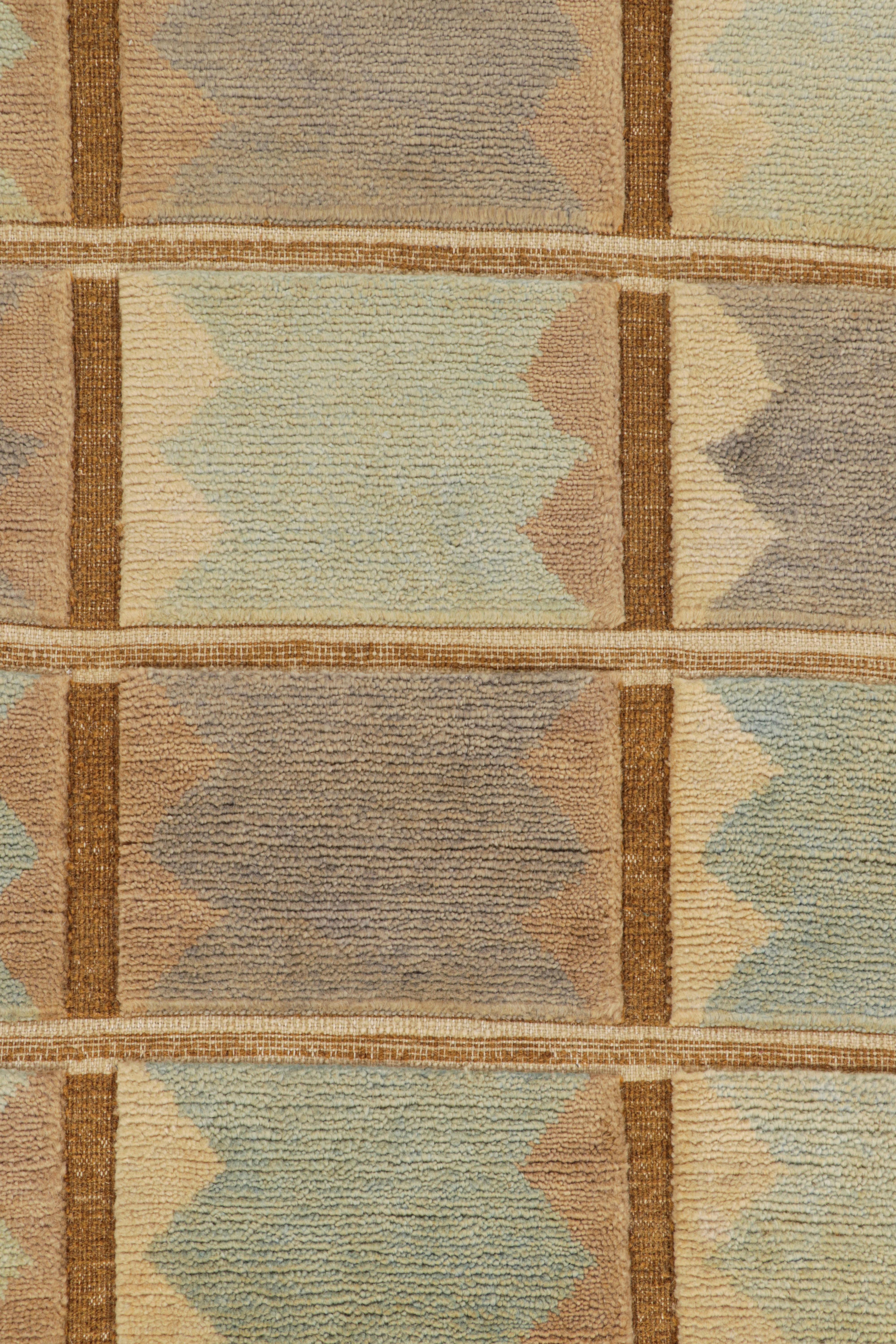 Rug & Kilim's Teppich im skandinavischen Stil in Blau Beige-Braun Creme Geometrisches Muster im Zustand „Neu“ im Angebot in Long Island City, NY