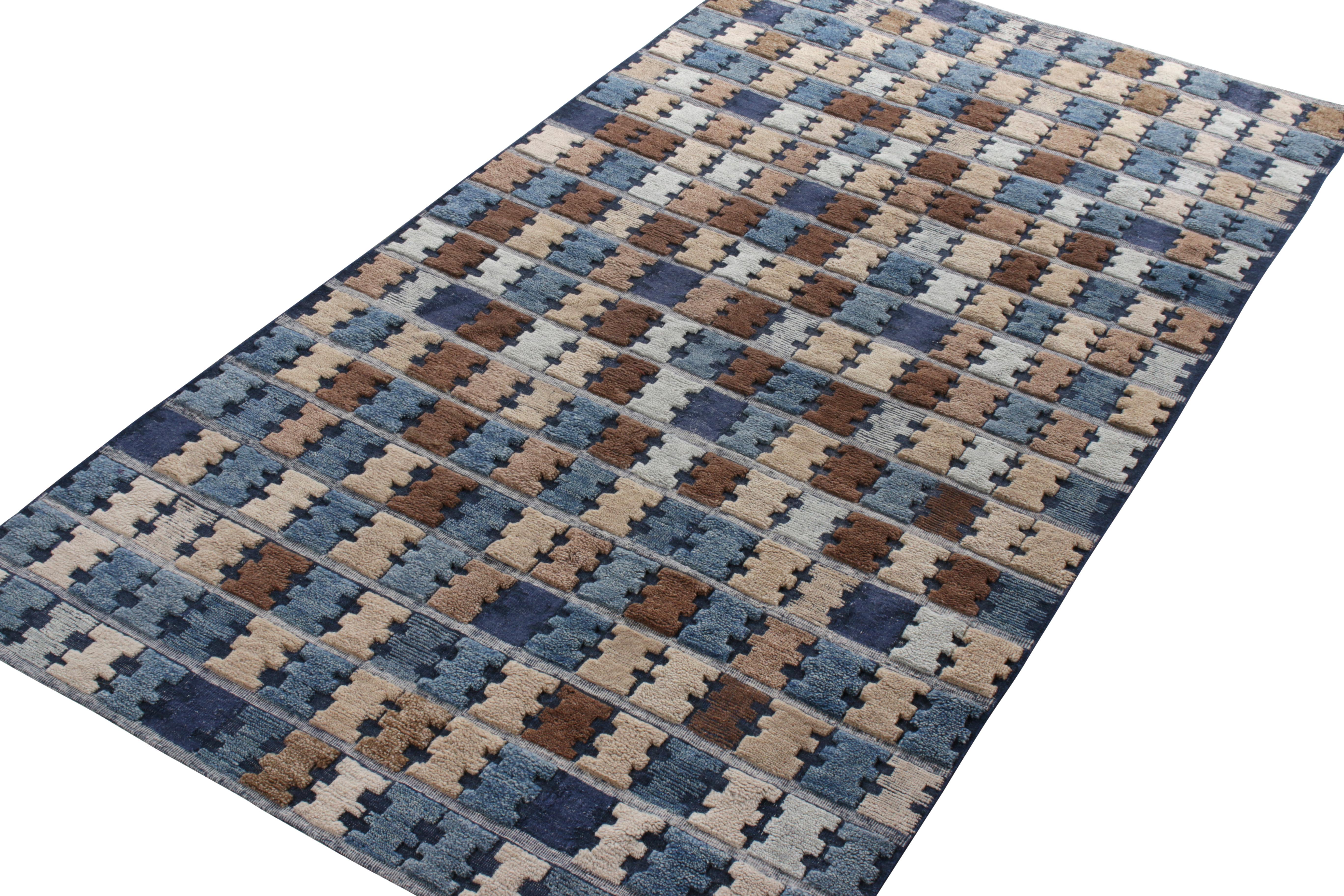Rug & Kilim présente ce fabuleux velours qui vient s'ajouter à la célèbre collection de tapis scandinaves de l'équipe. Cette pièce de 5 x 10 cm est un exemple de sensibilité suédoise raffinée alliée à une esthétique contemporaine et à des