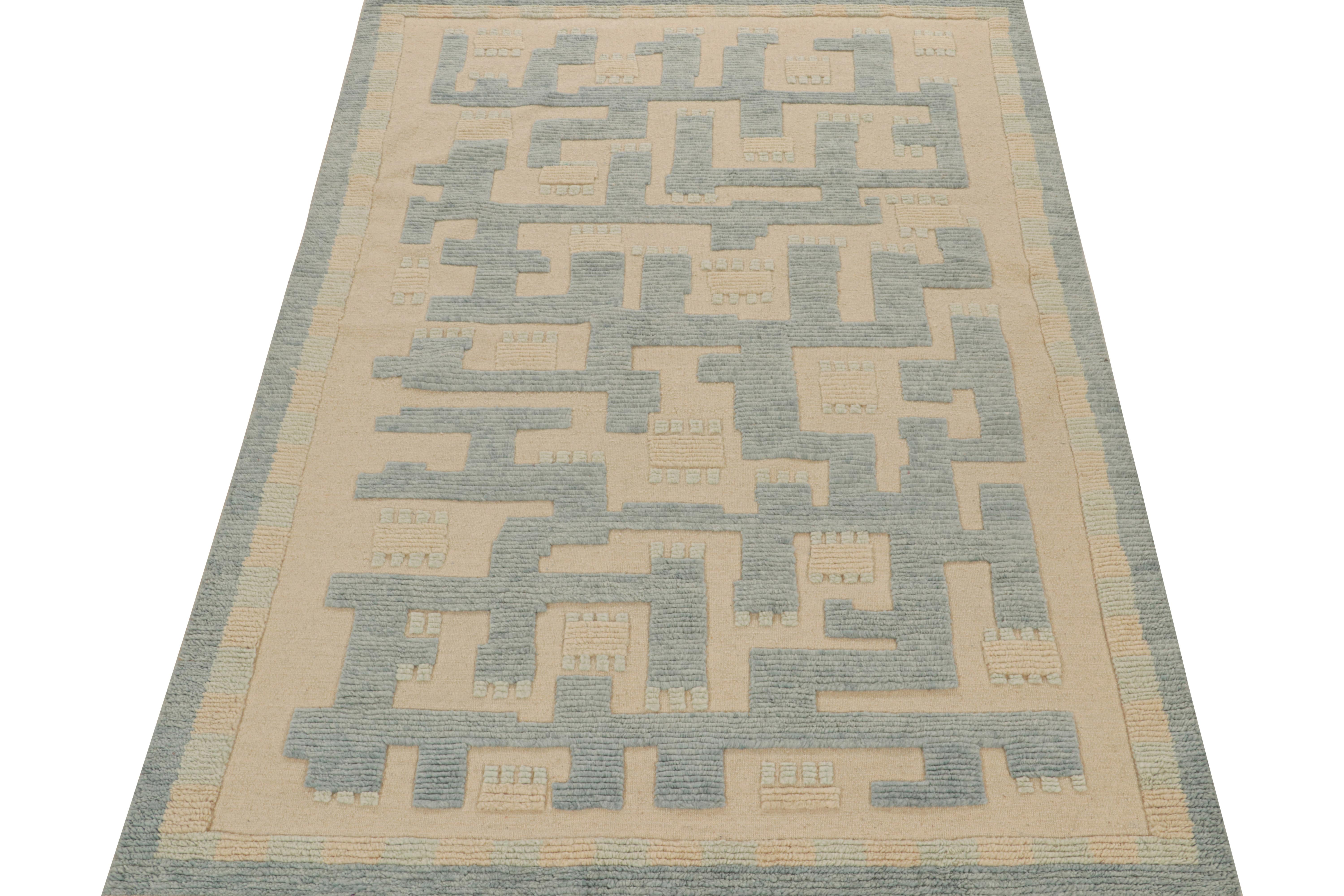 Alfombra de estilo escandinavo de Rug & Kilim con motivos geométricos en azul y beige Moderno en venta