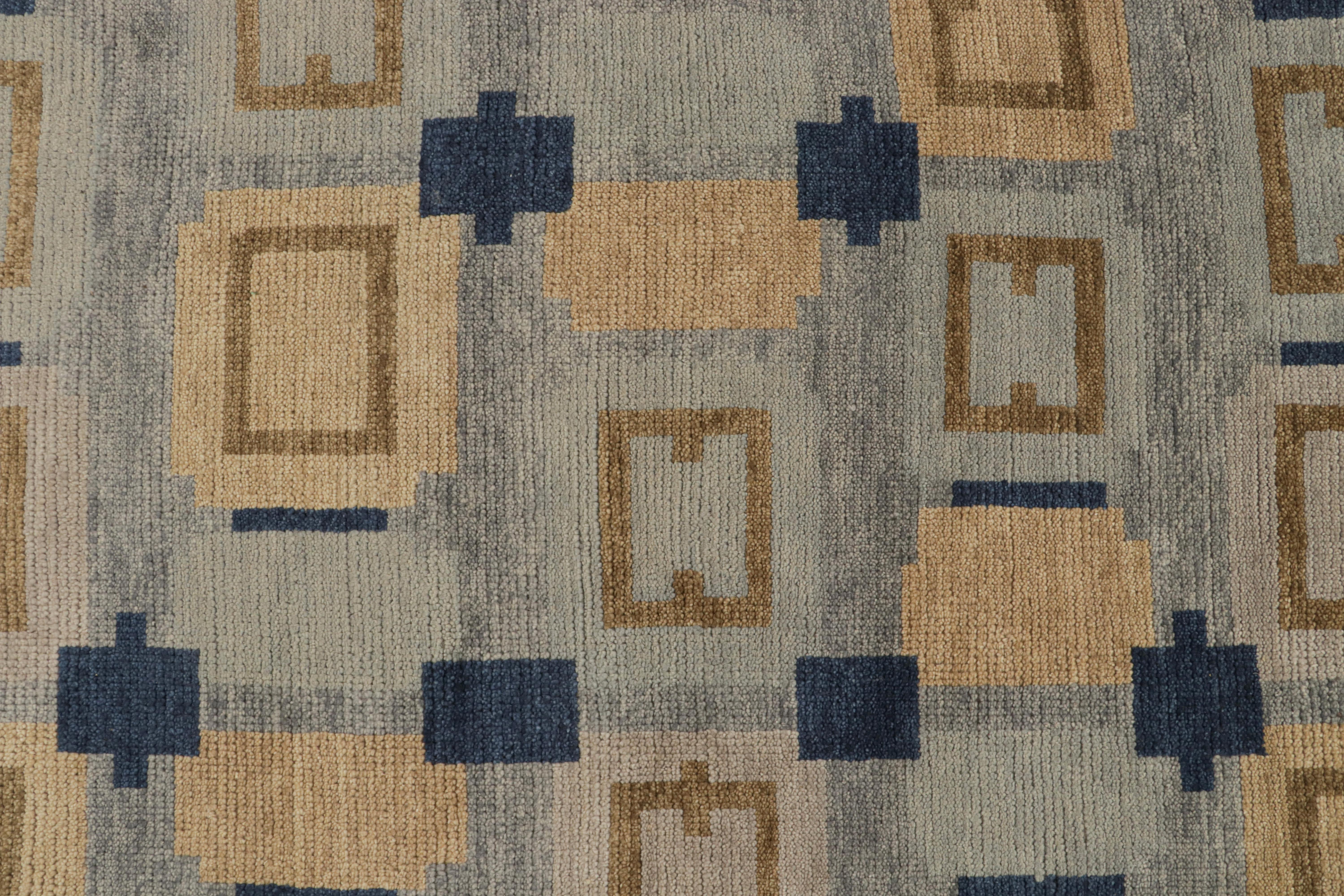 Alfombra de estilo escandinavo de Rug & Kilim con motivos geométricos en azul, marrón y gris en Nuevo estado para la venta en Long Island City, NY