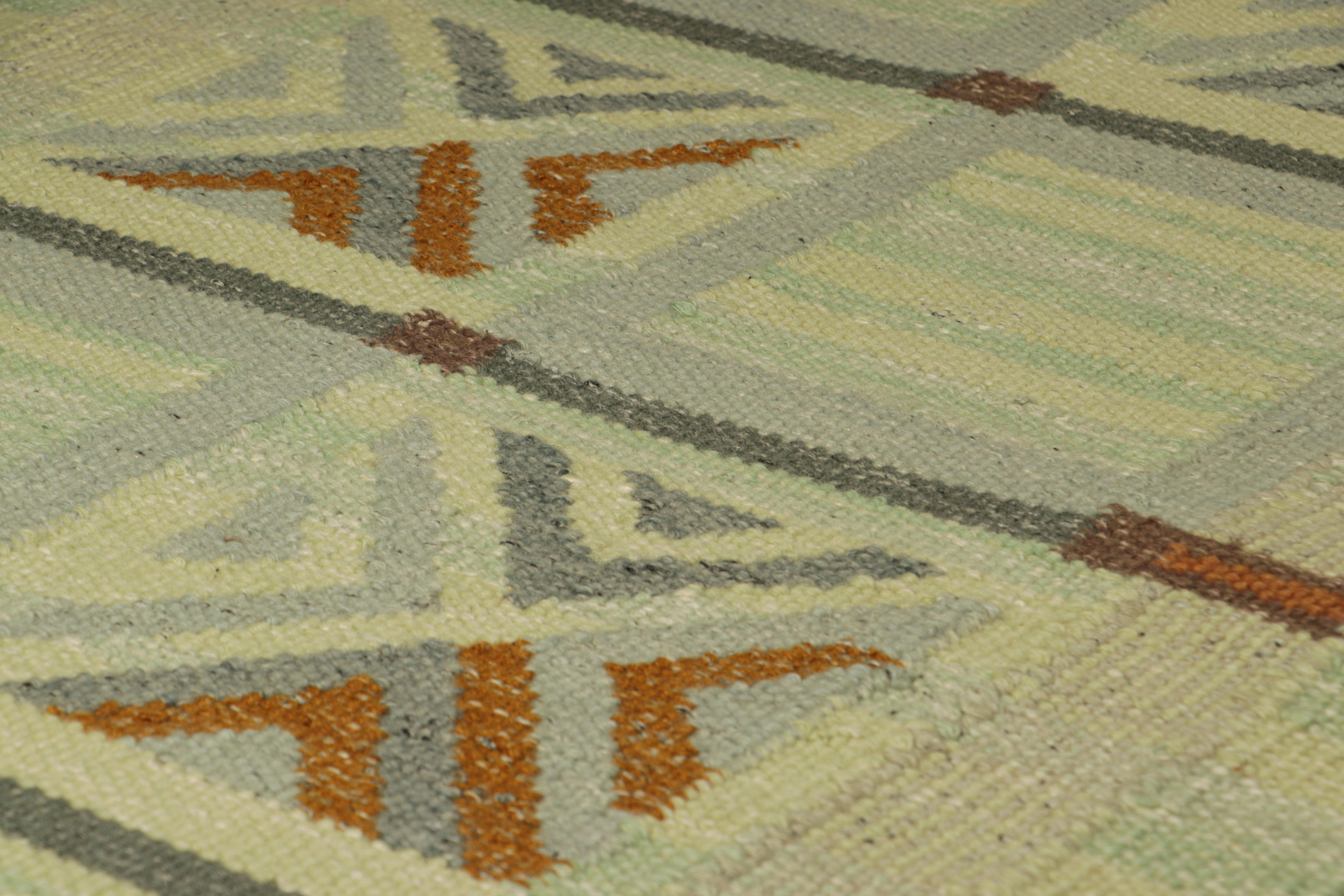 Dieser 3x6 große Akzentteppich im schwedischen Stil gehört zu einer aufregenden neuen Kollektion von Geschenkartikeln und ist eine mutige Ergänzung der Scandinavian Collection'S von Rug & Kilim. Das handgewebte Flachgewebe aus Wolle mit ungefärbten