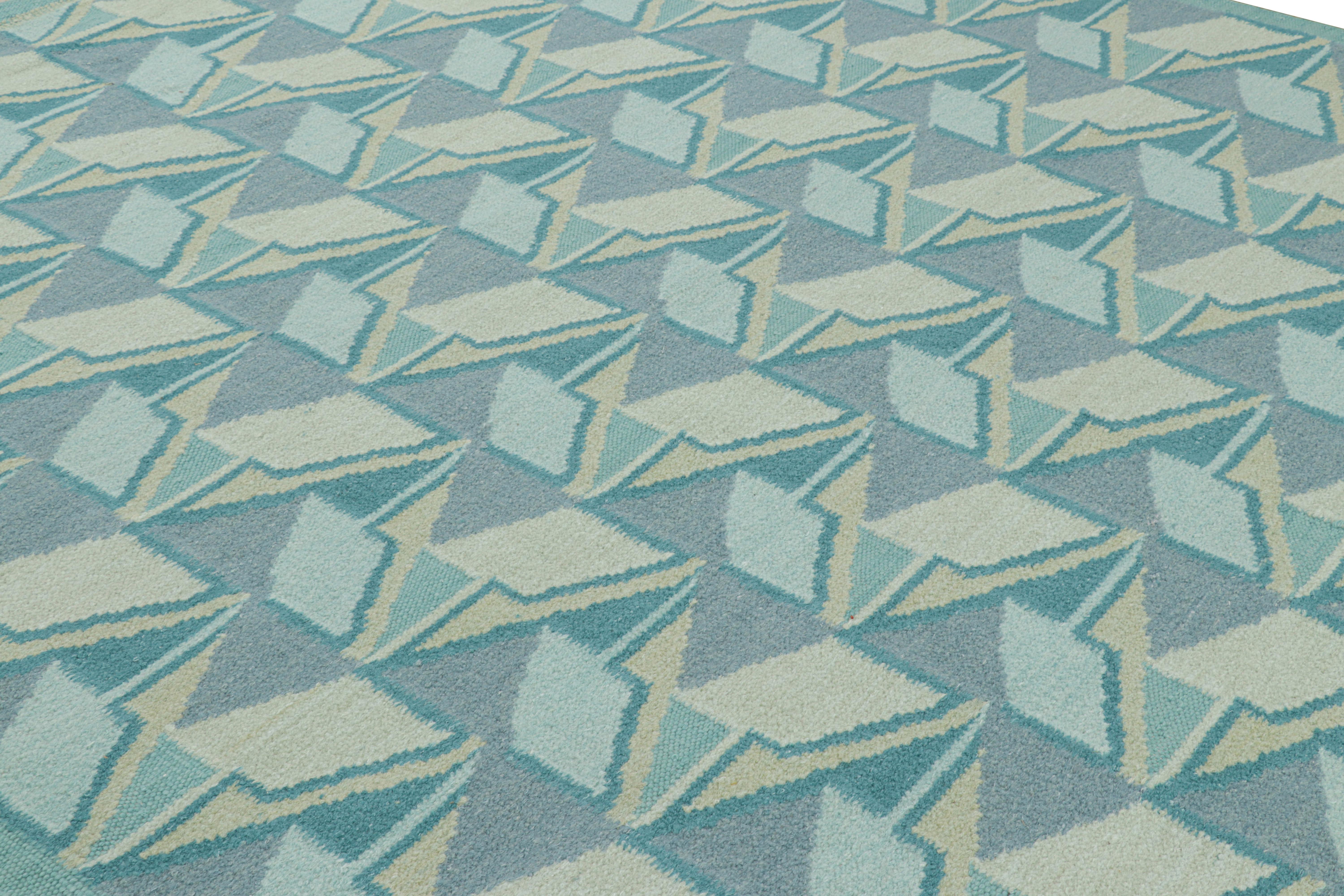 Dieser 9x10 große Teppich aus der Scandinavian Collection'S von Rug & Kilim ist in einer neuen Flachgewebekonstruktion handgewebt, bei der eine Mischung aus Wolle und exotischen Garnen verwendet wird - eine weiche neue Textur, die von Alpakagarnen