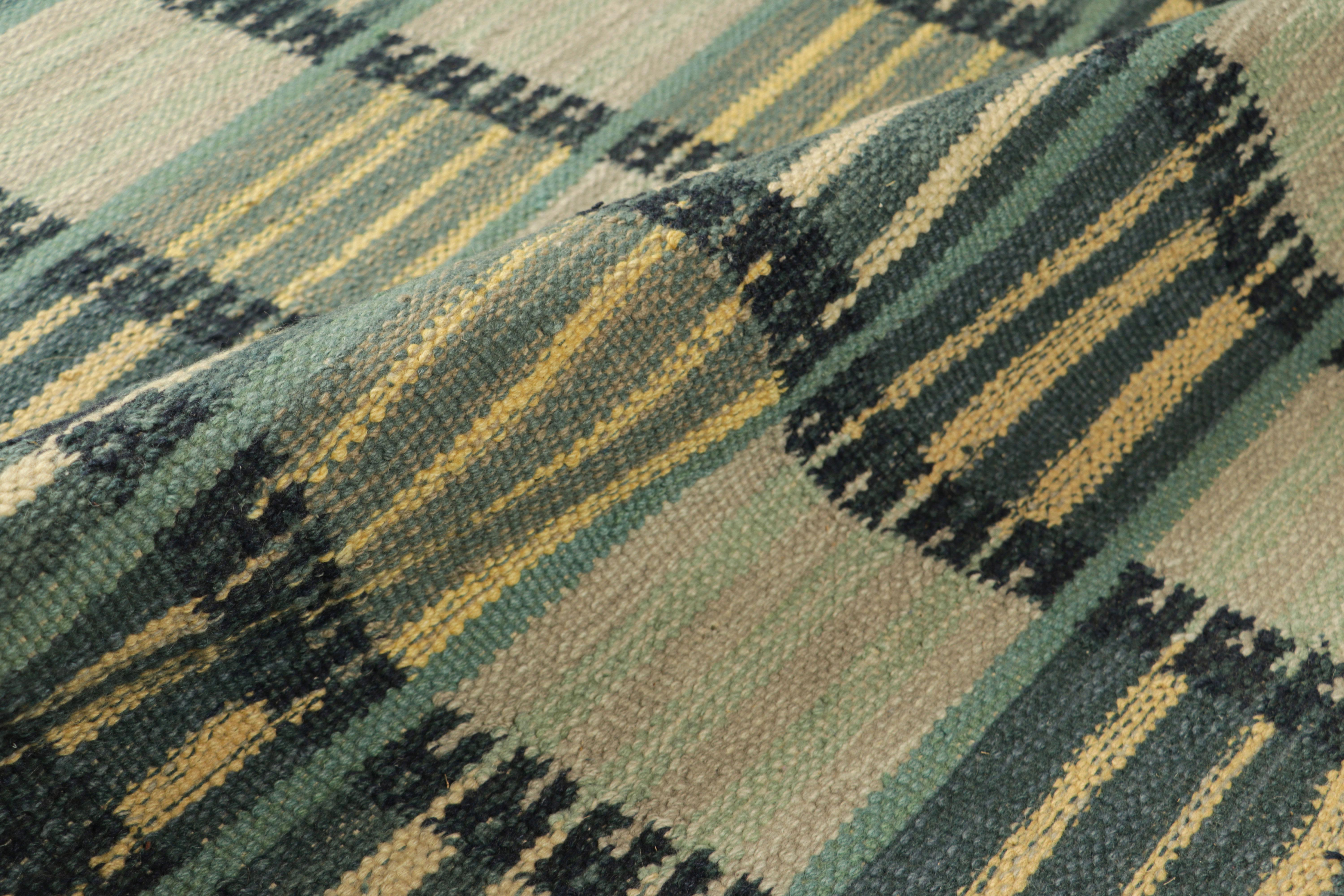 Rug & Kilim's Teppich im skandinavischen Stil in Blautönen, mit Streifen und Mustern im Zustand „Neu“ im Angebot in Long Island City, NY