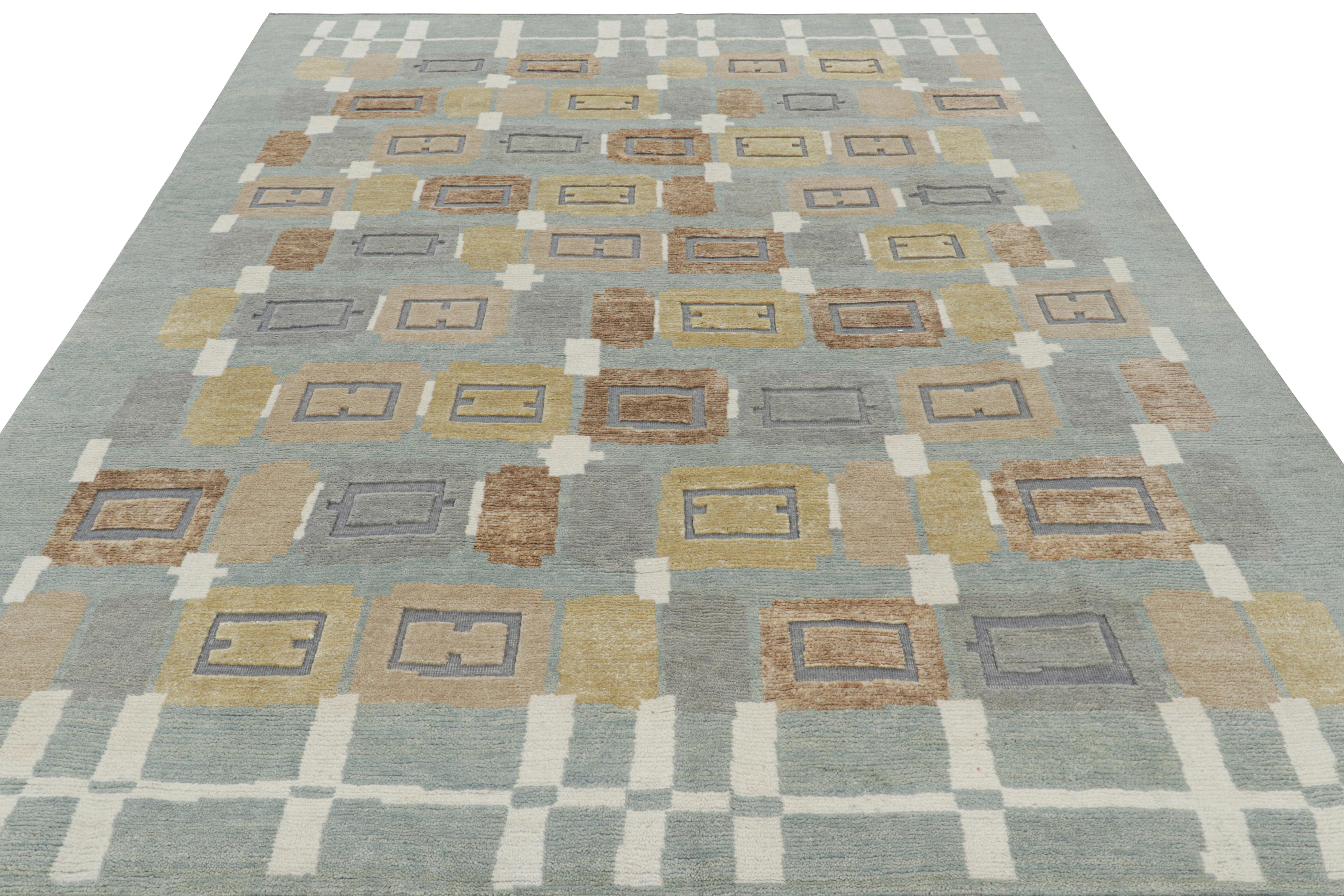 Rug & Kilim's Teppich im skandinavischen Stil in Blau mit beige-braunen geometrischen Mustern (Indisch) im Angebot