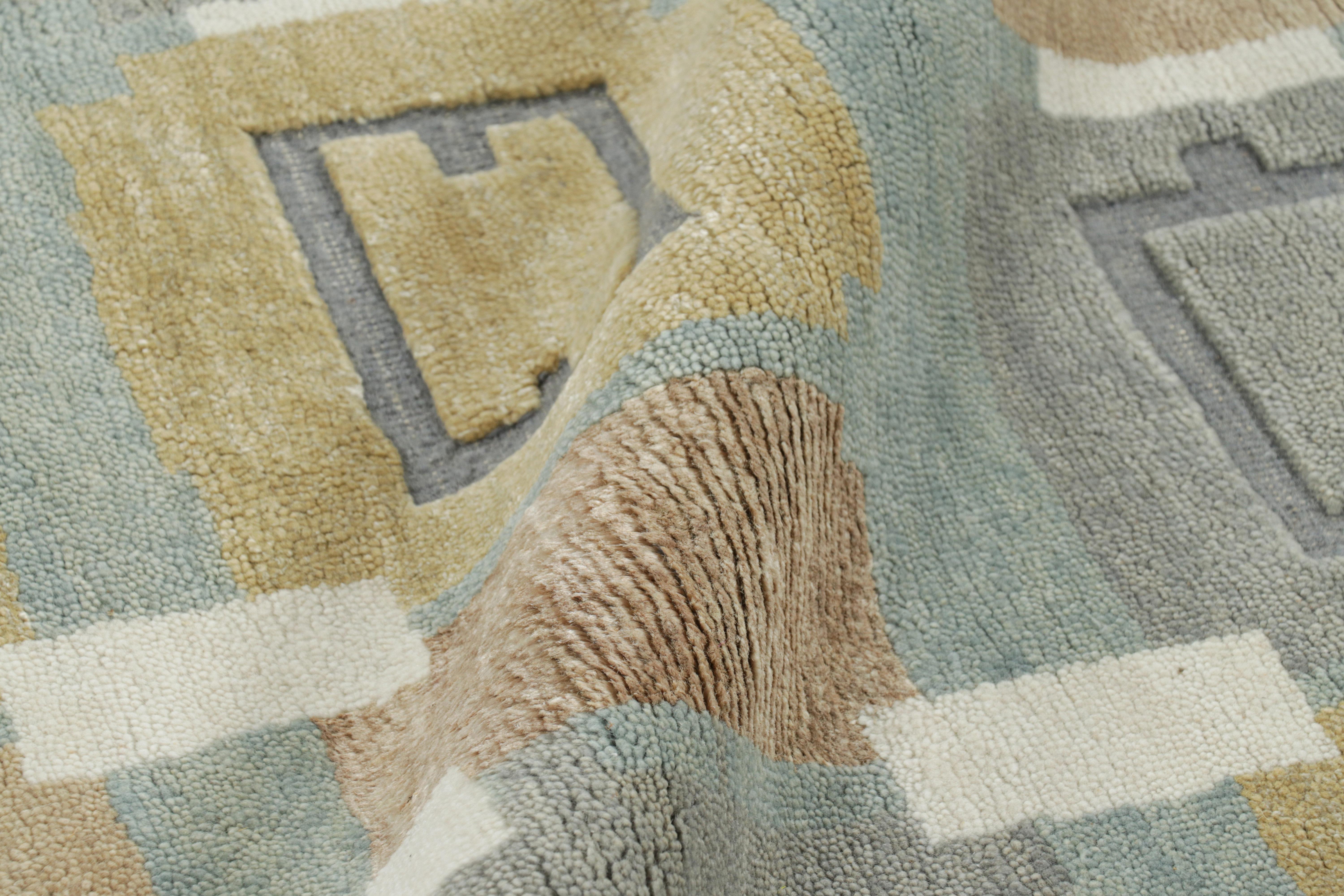 XXIe siècle et contemporain Rug & Kilim's Scandinavian Style Rug in Blue with Beige-Brown Geometric Patterns (tapis de style scandinave en bleu avec des motifs géométriques beige et marron) en vente