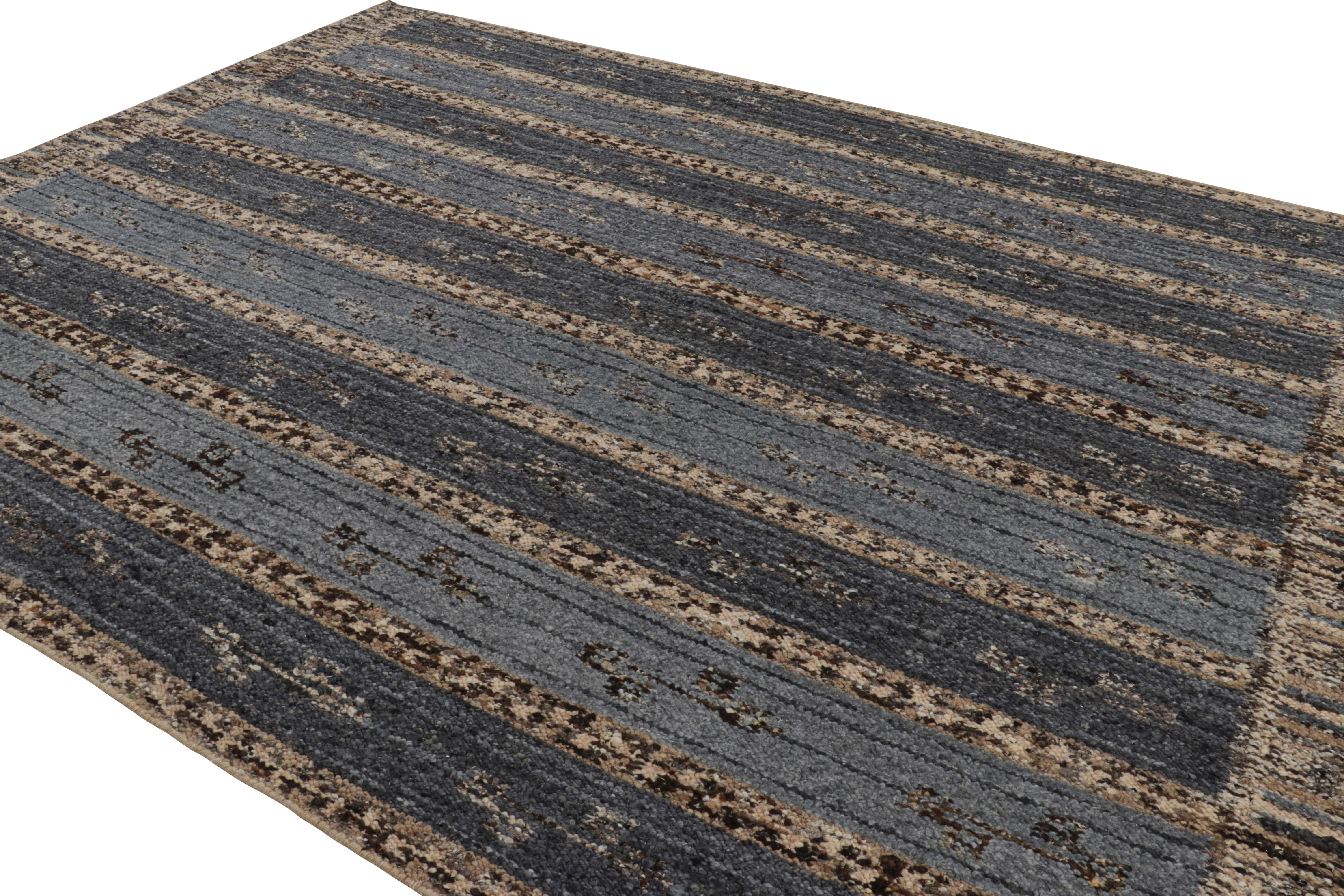 Indiano Rug & Kilim - Tappeto in stile scandinavo in blu con strisce beige-marrone in vendita