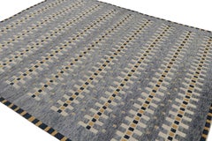 Rug & Kilim's Teppich im skandinavischen Stil in Blau mit geometrischen Mustern