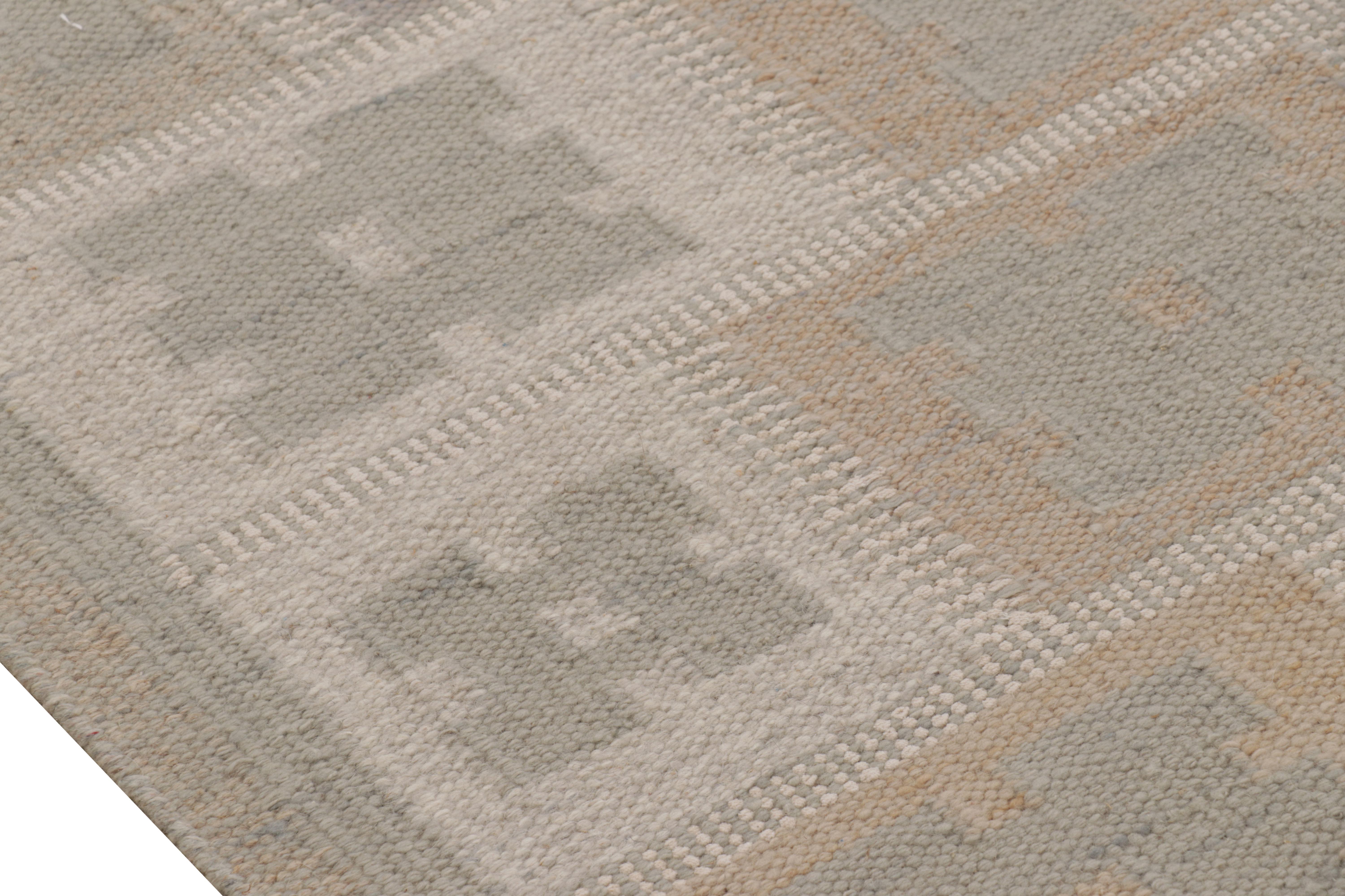 Alfombra de estilo escandinavo Rug & Kilim en marrón y verde con motivos geométricos en Nuevo estado para la venta en Long Island City, NY