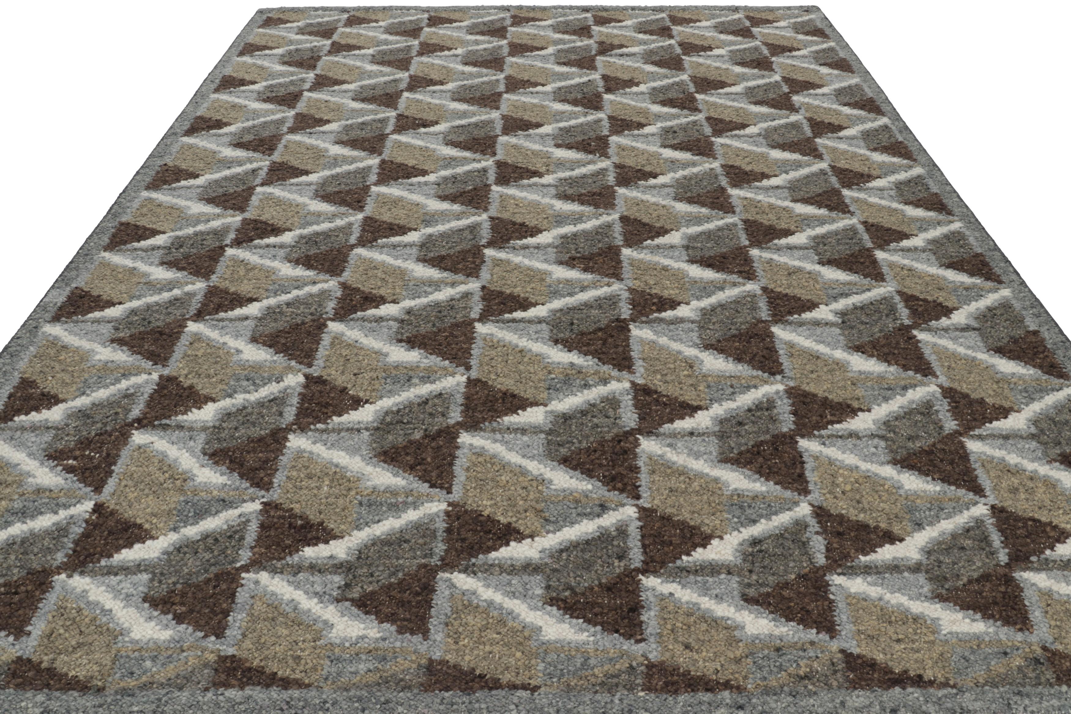 Rug & Kilim's Teppich im skandinavischen Stil in Braun mit geometrischen Chevron-Mustern (Handgewebt) im Angebot