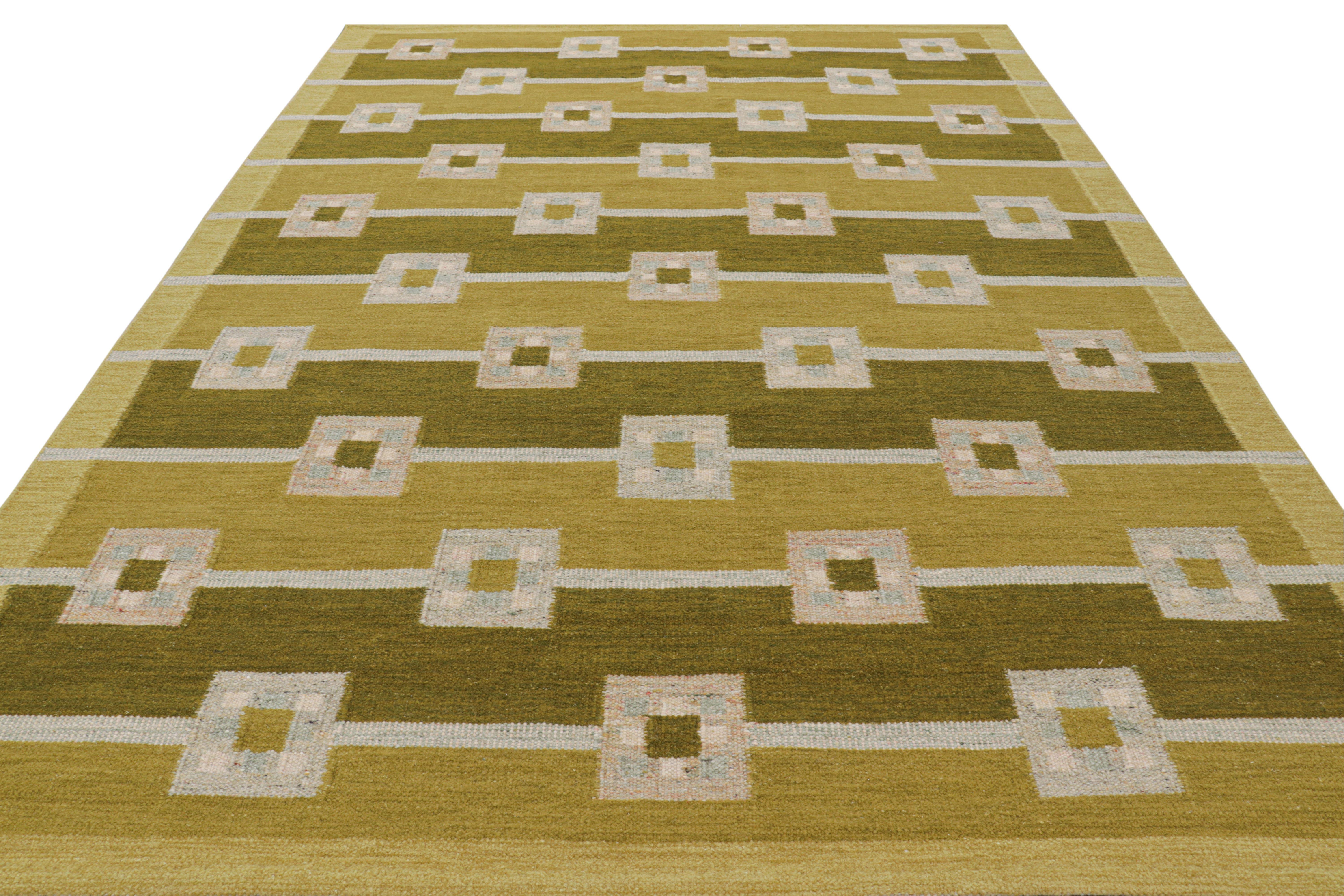 Tissé à la main Rug & Kilim's Scandinavian Style Rug in Chartreuse Green with Geometric Patterns (tapis de style scandinave en vert chartreuse avec motifs géométriques) en vente