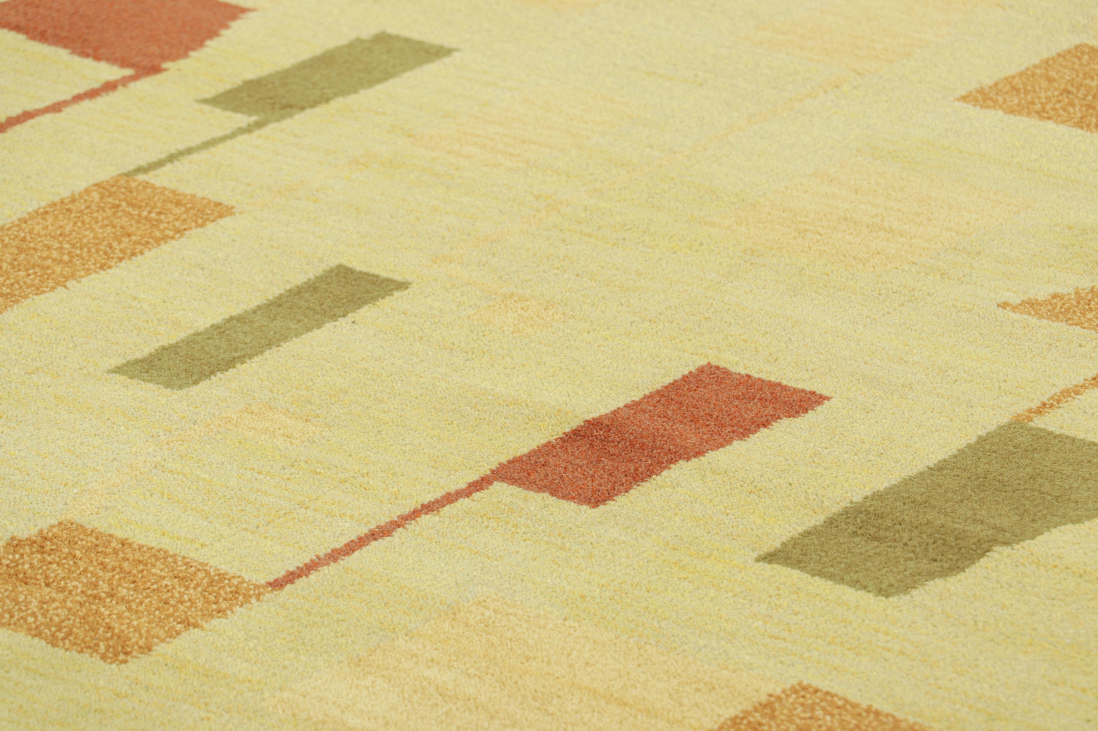 This 6x9 rug is a new addition to the Rug & Kilim’s award-winning Scandinavian rug collection. Made with hand-knotted wool, its design is inspired by mid-century Swedish minimalist textile designs of the Rollakhan and Rya weaving traditions.

On the
