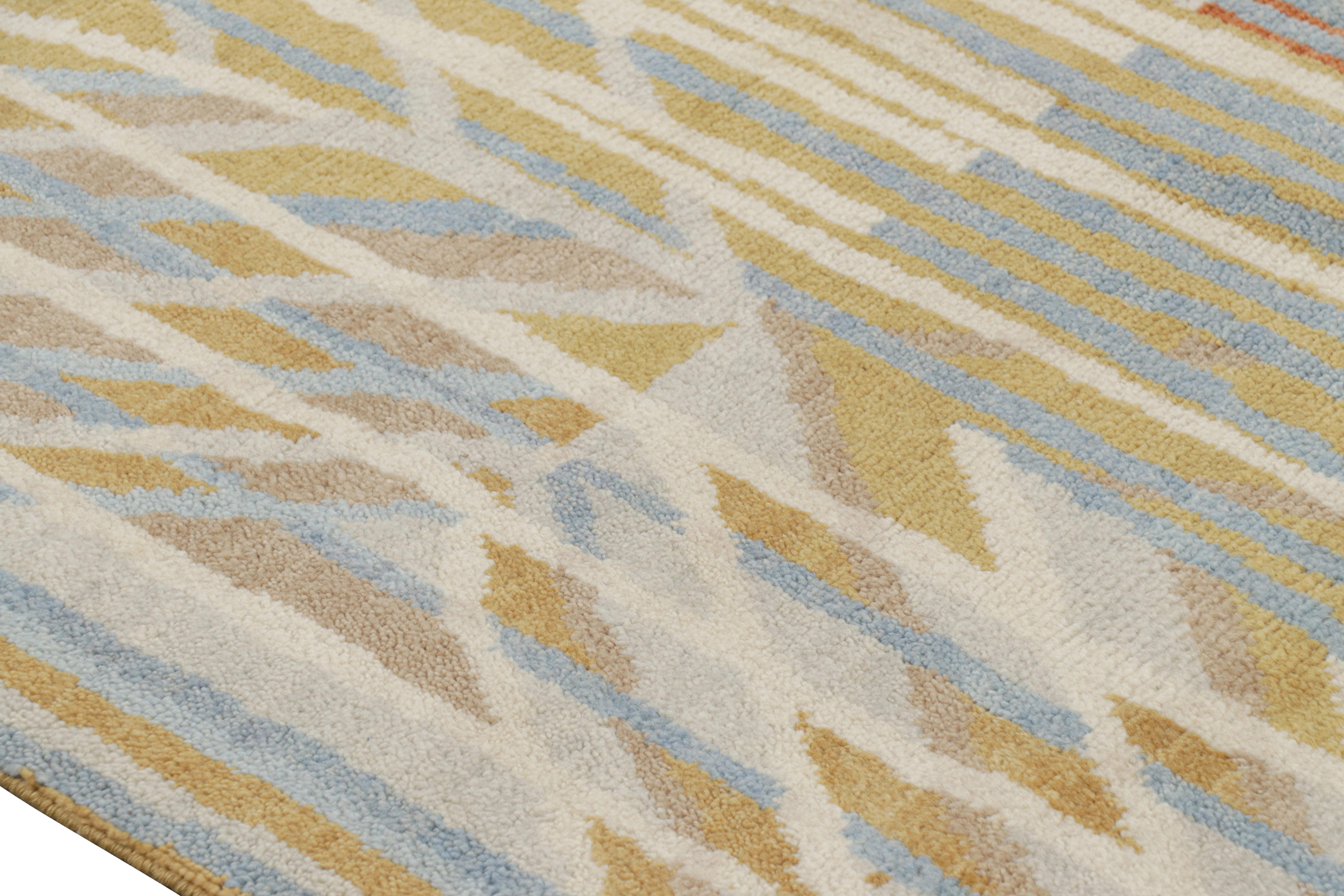 Modern Rug & Kilim’s Scandinavian Style Rug in Gold with Geometric Patterns For Sale