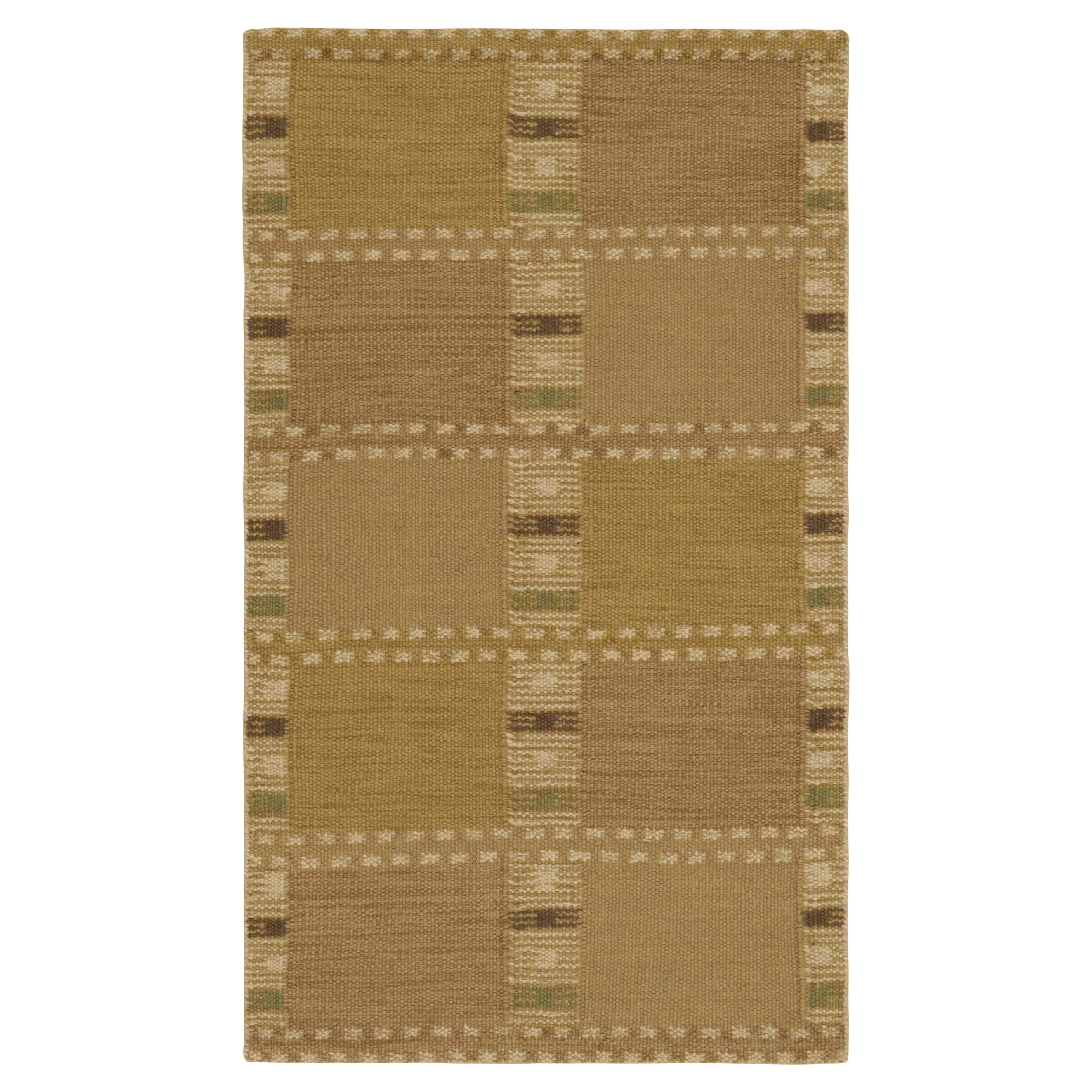 Rug & Kilim’s Scandinavian Style Rug in Gold, with Geometric Patterns For Sale