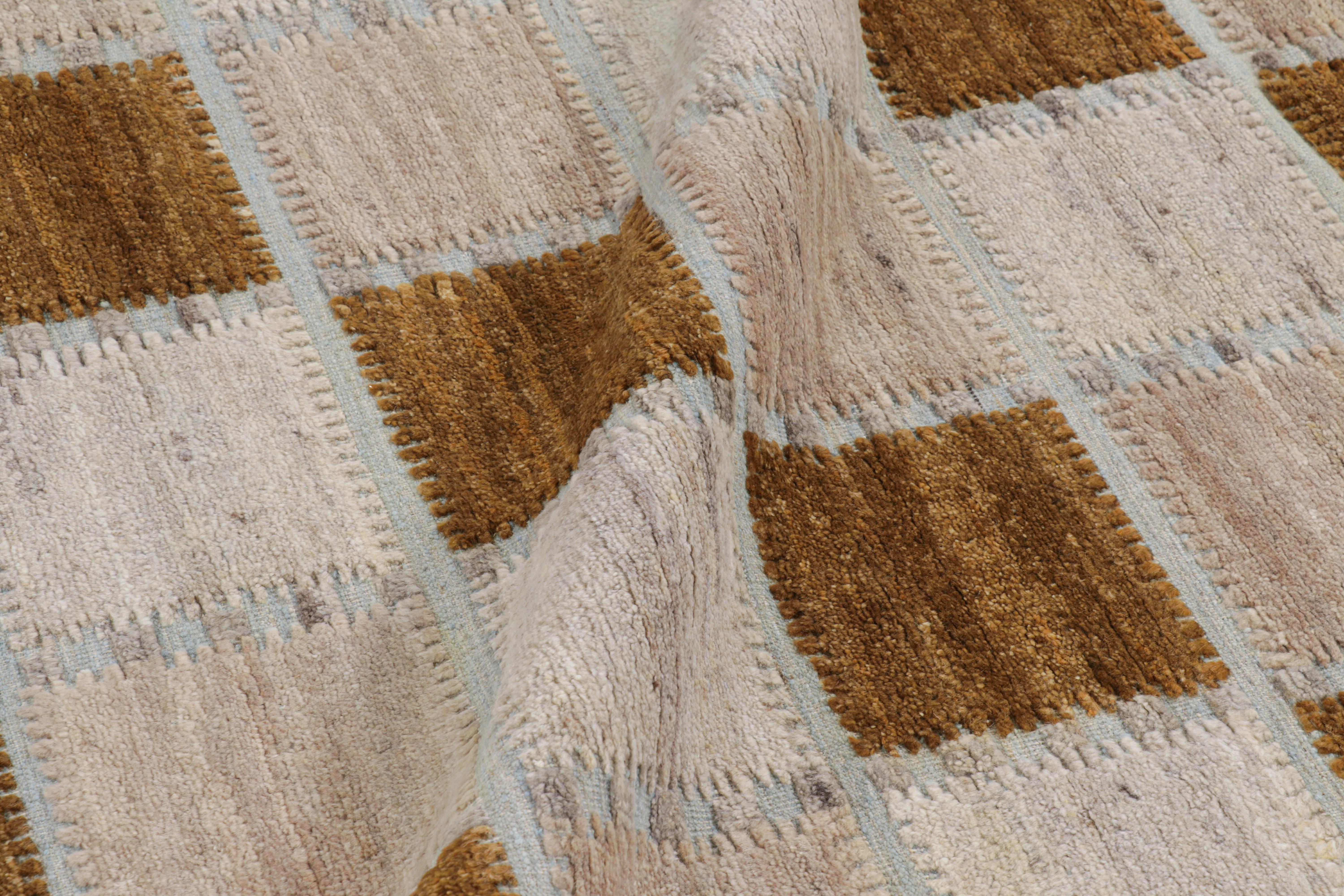 Modern Rug & Kilim’s Scandinavian Style Rug in Gray and Brown Geometric Patterns For Sale