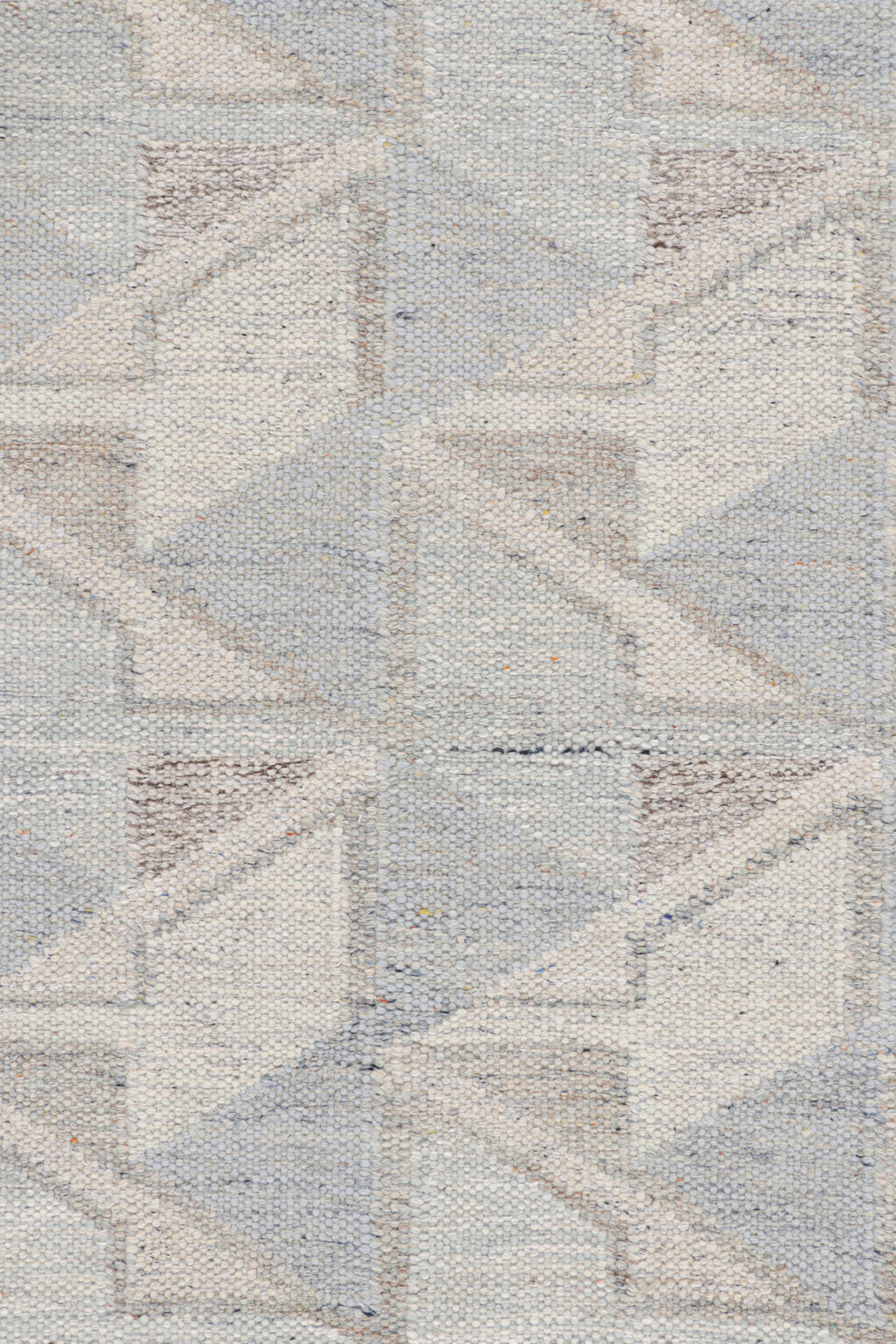 Modern Rug & Kilim’s Scandinavian Style Rug in Gray & Blue with Geometric Patterns For Sale