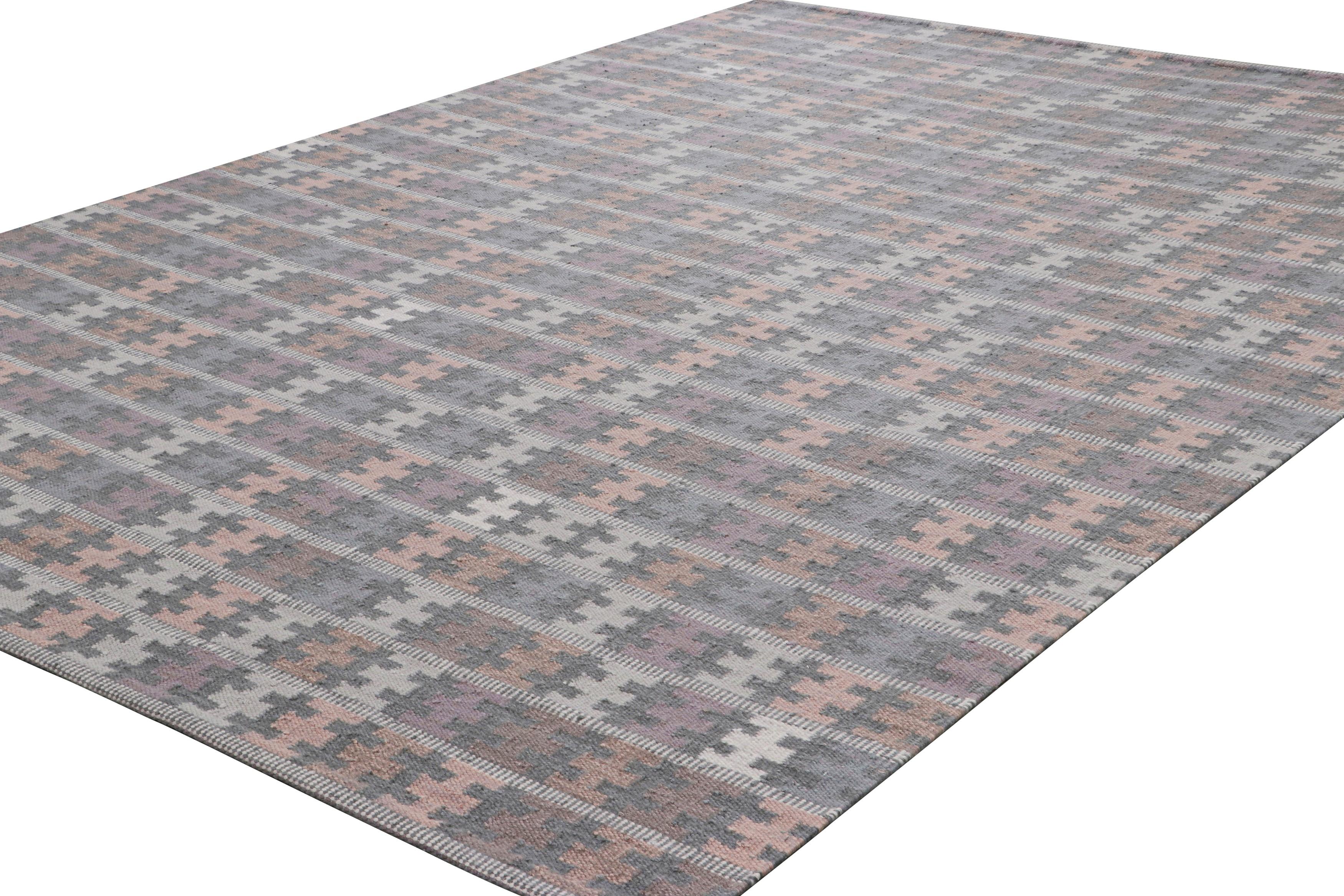 Indian Rug & Kilim’s Scandinavian Style Rug in Gray, Purple and Peach Geometric Pattern For Sale