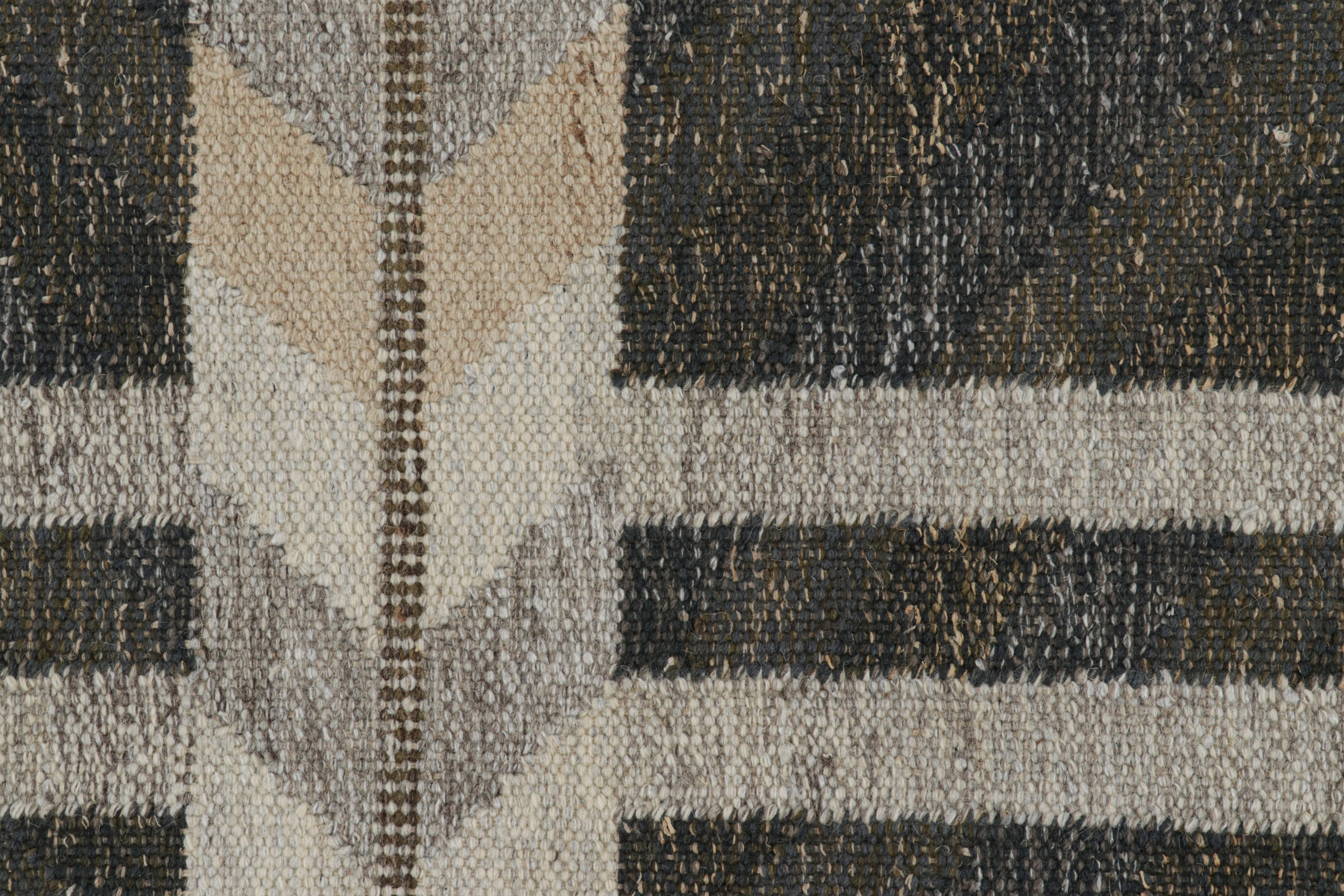 Modern Rug & Kilim’s Scandinavian Style Rug in Gray with Geometric Patterns For Sale