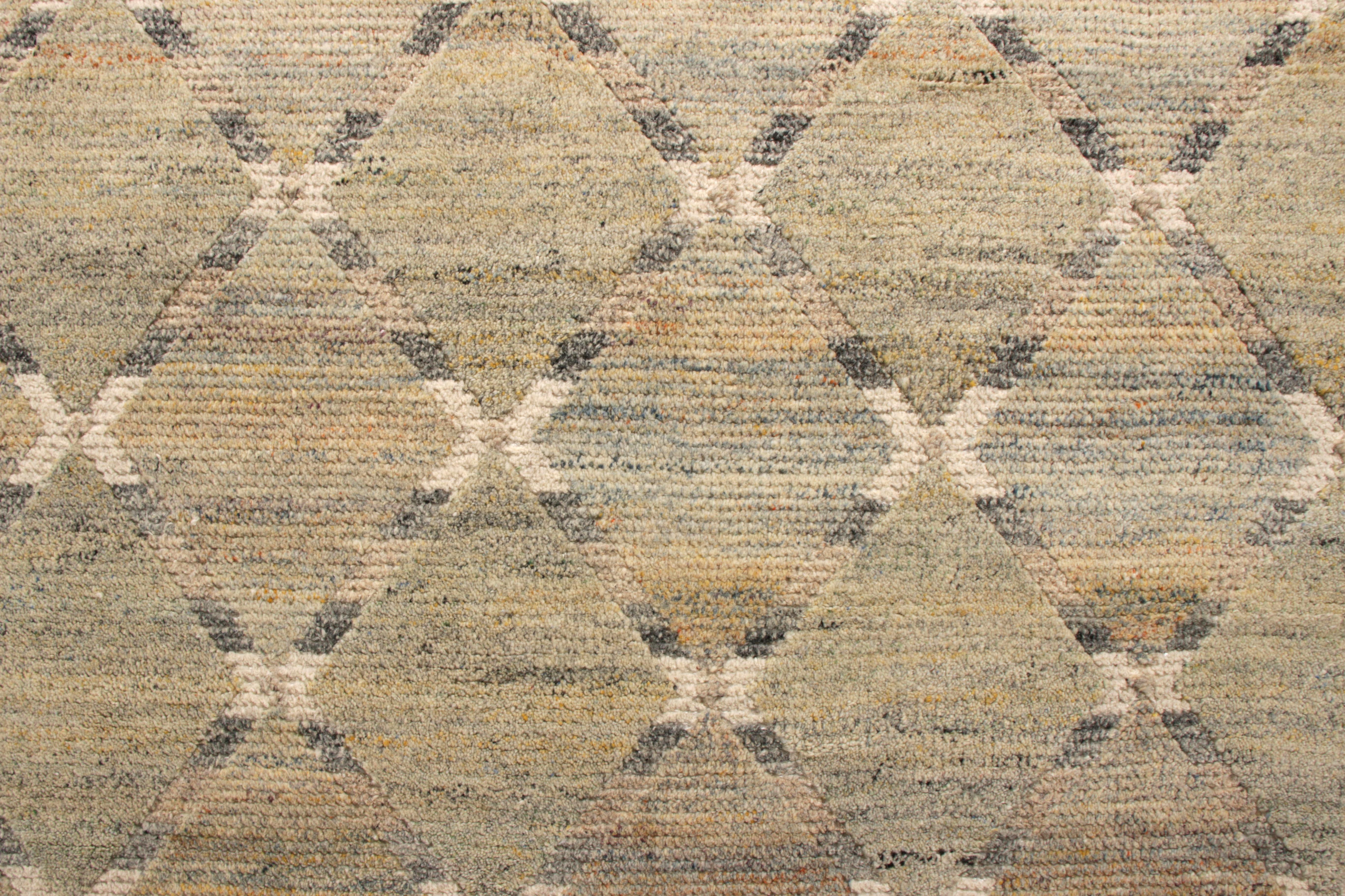 Hand-Knotted Rug & Kilim’s Scandinavian Style Rug in Green and Beige Brown Trellis Pattern For Sale