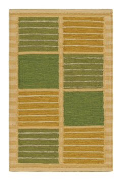 Alfombra de estilo escandinavo Rug & Kilim en verde y beige con rayas geométricas