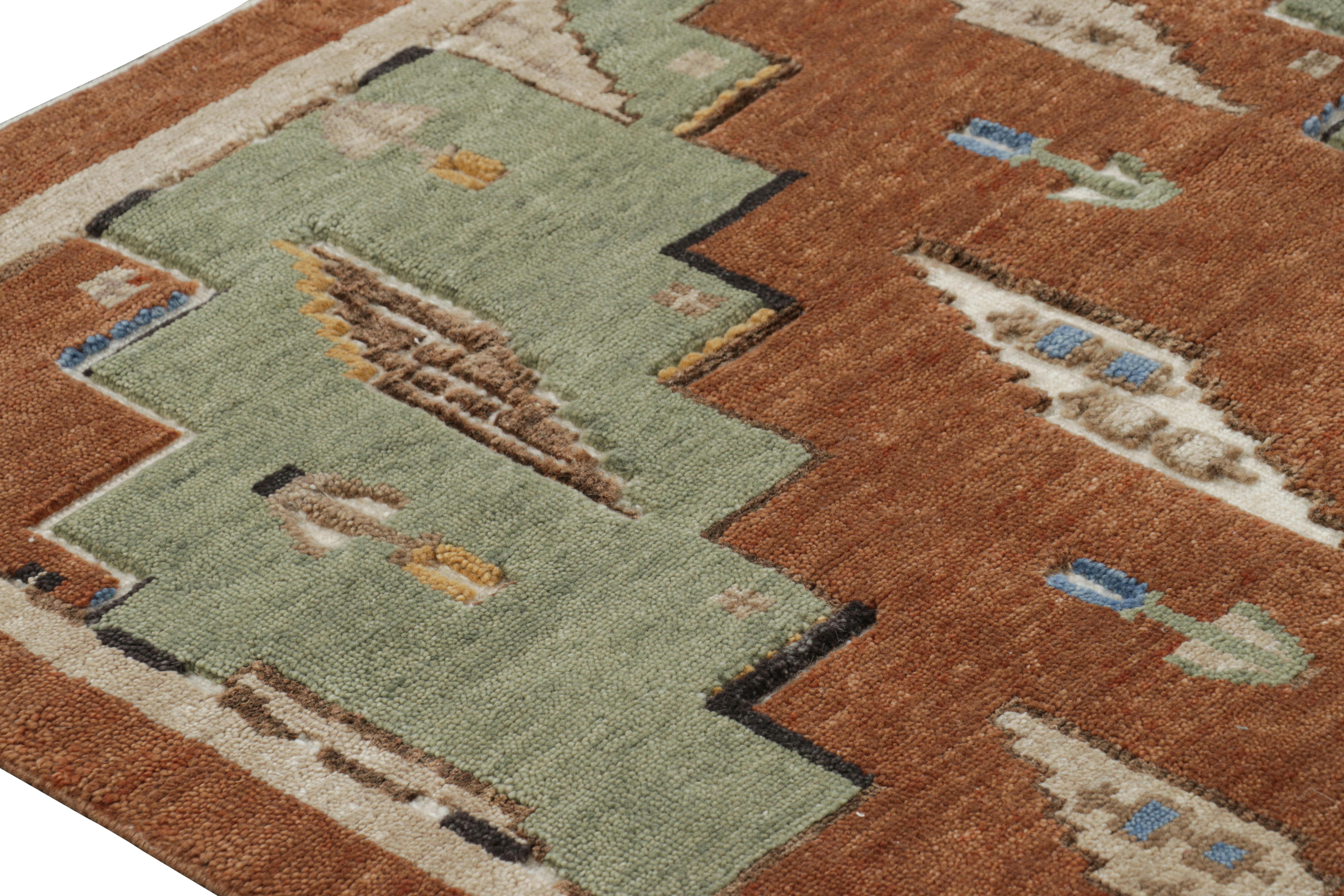 Moderne Rug & Kilim's Scandinavian Style Rug in Green and Brown with Geometric Patterns (tapis de style scandinave à motifs géométriques en vert et en brun) en vente