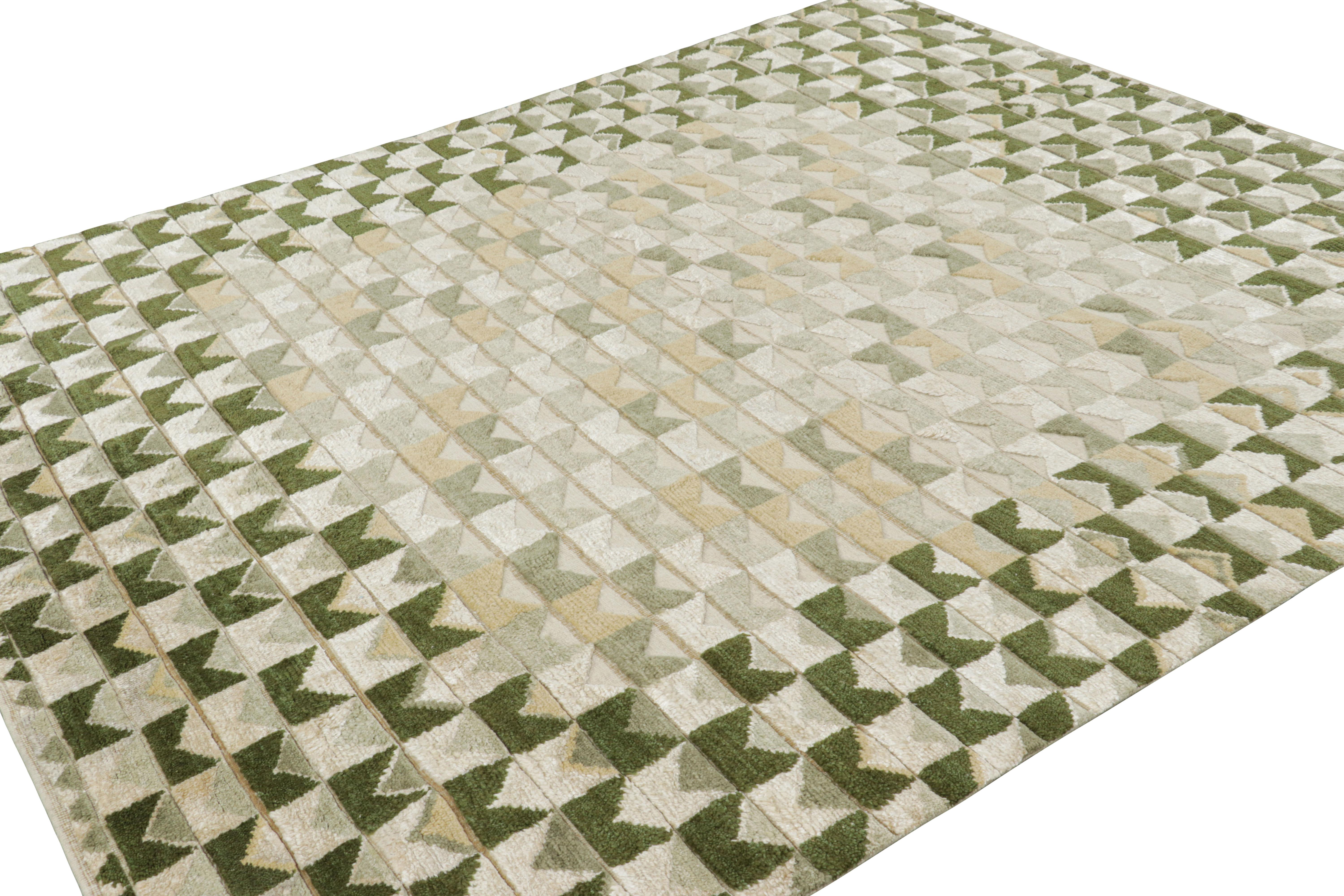 Rug & Kilim's Teppich im skandinavischen Stil in Grün und Weiß mit geometrischen Mustern (Handgeknüpft) im Angebot