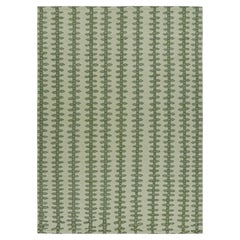 Tapis de style scandinave de Rug & Kilim dans les tons verts avec des rayures florales