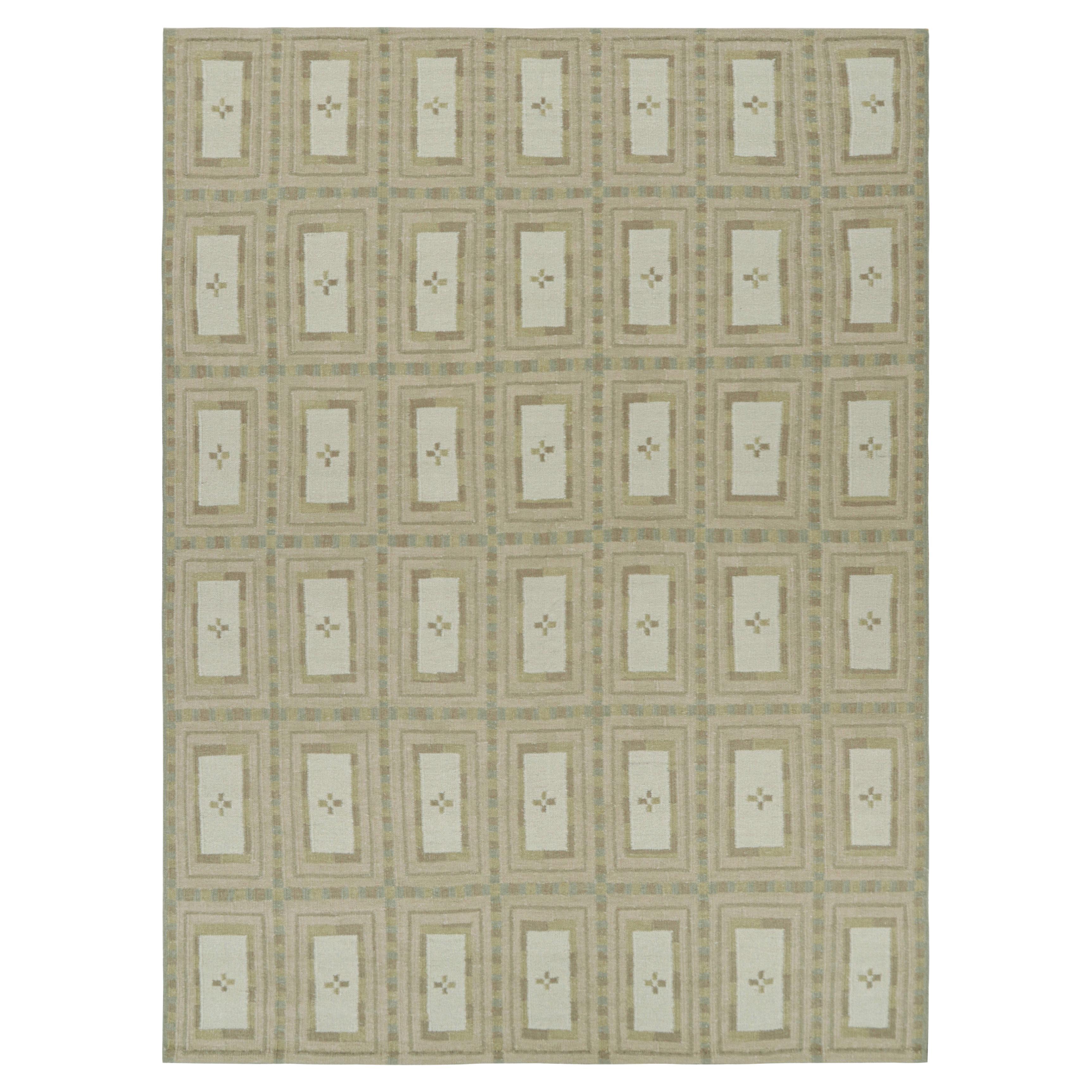 Rug & Kilim's Teppich im skandinavischen Stil in Grüntönen mit geometrischen Mustern
