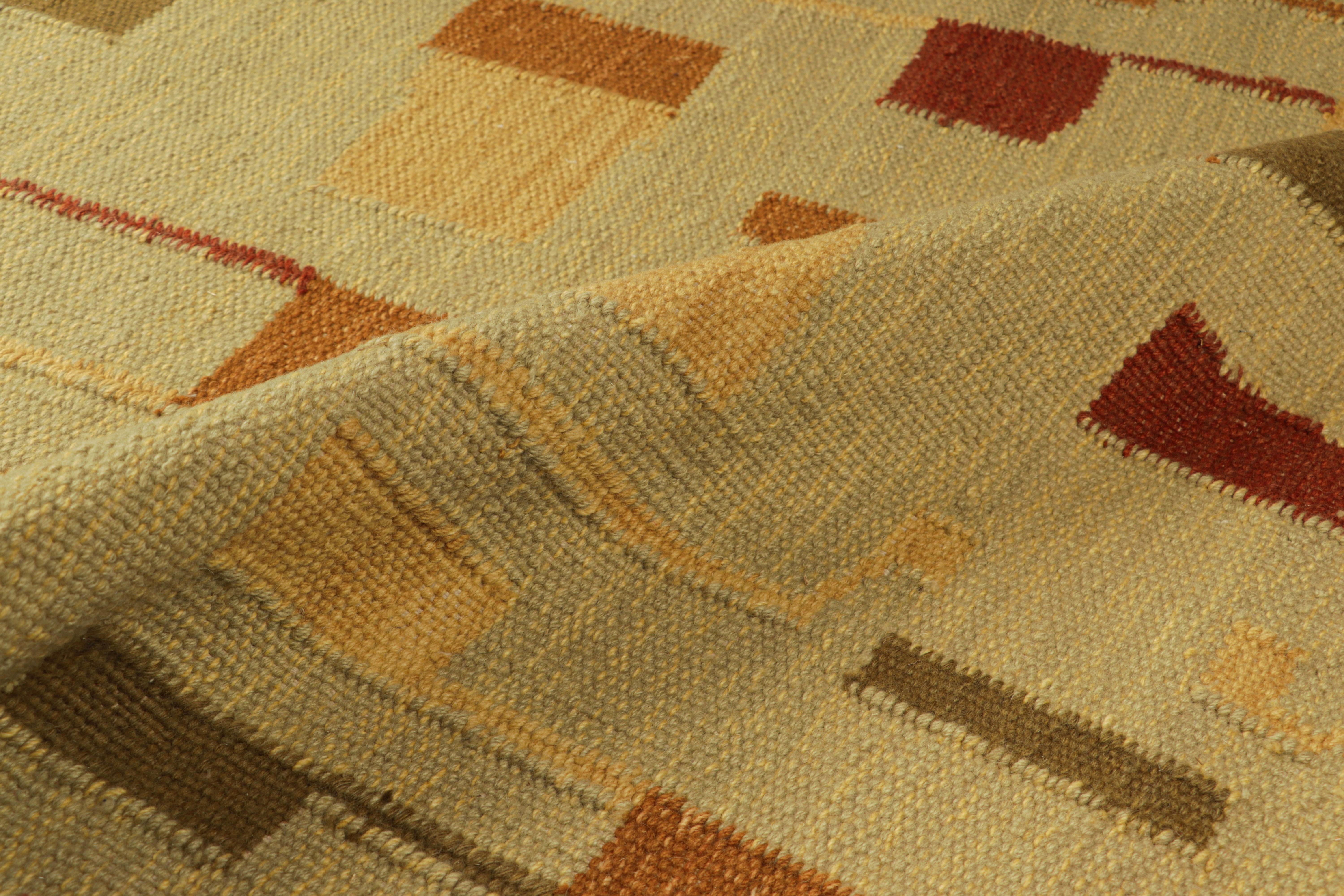 Indiano Rug & Kilim è un tappeto in stile scandinavo di colore verde con motivo geometrico colorato in vendita
