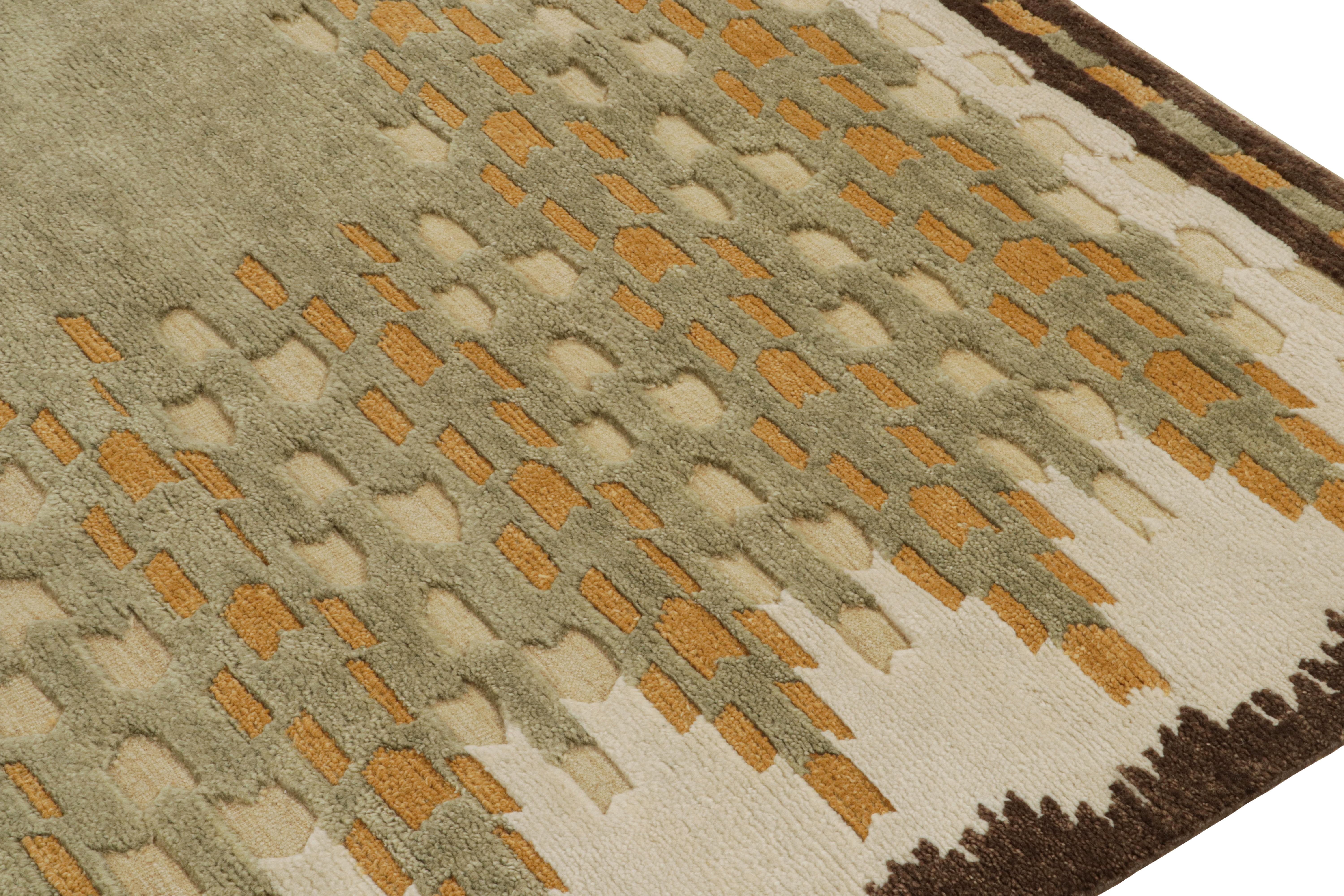 Rug & Kilim's Teppich im skandinavischen Stil in Grün mit geometrischen Mustern (Handgeknüpft) im Angebot