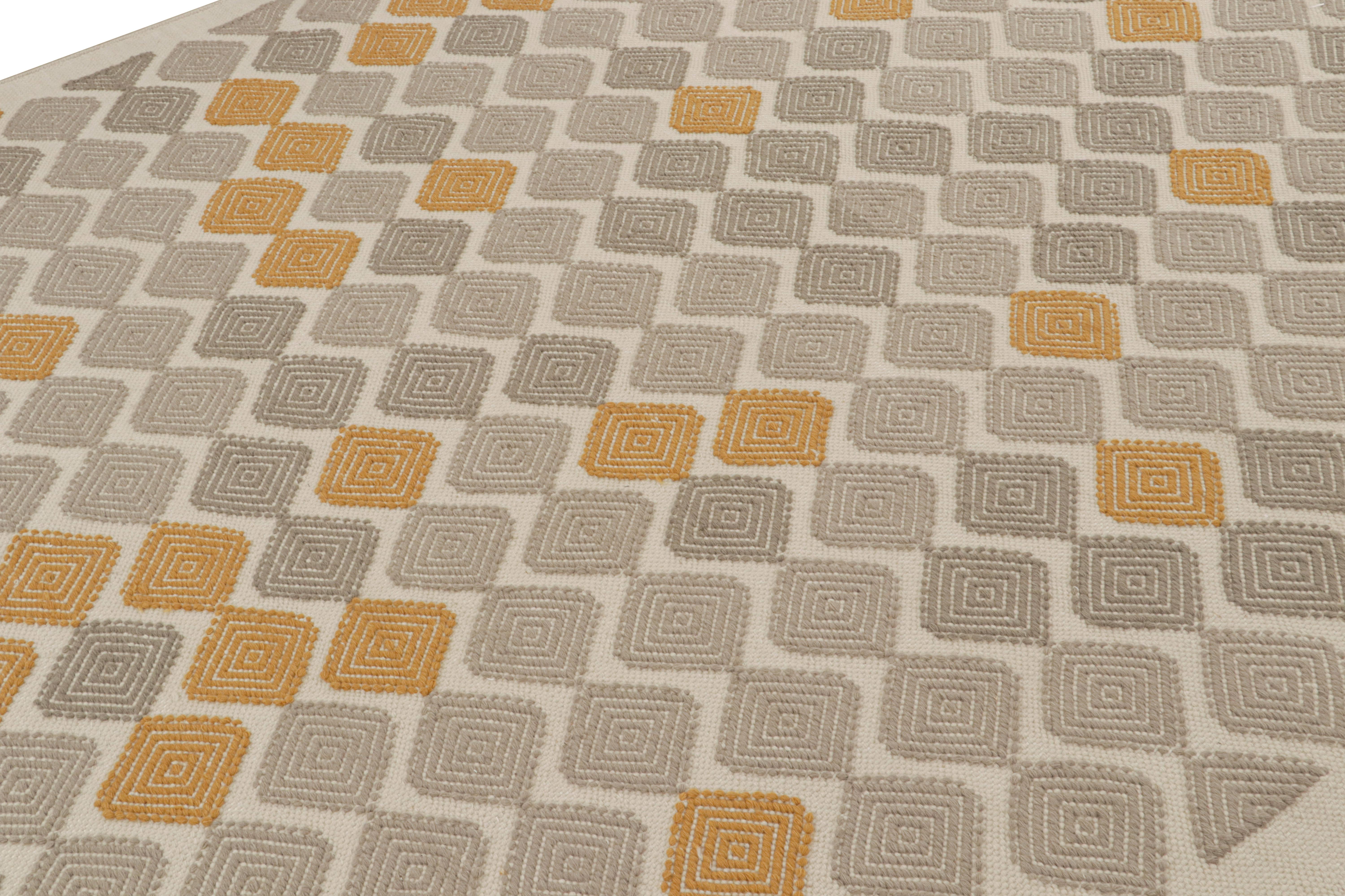 Indian Rug & Kilim’s Scandinavian Style Rug in Grey & Gold Patterns For Sale