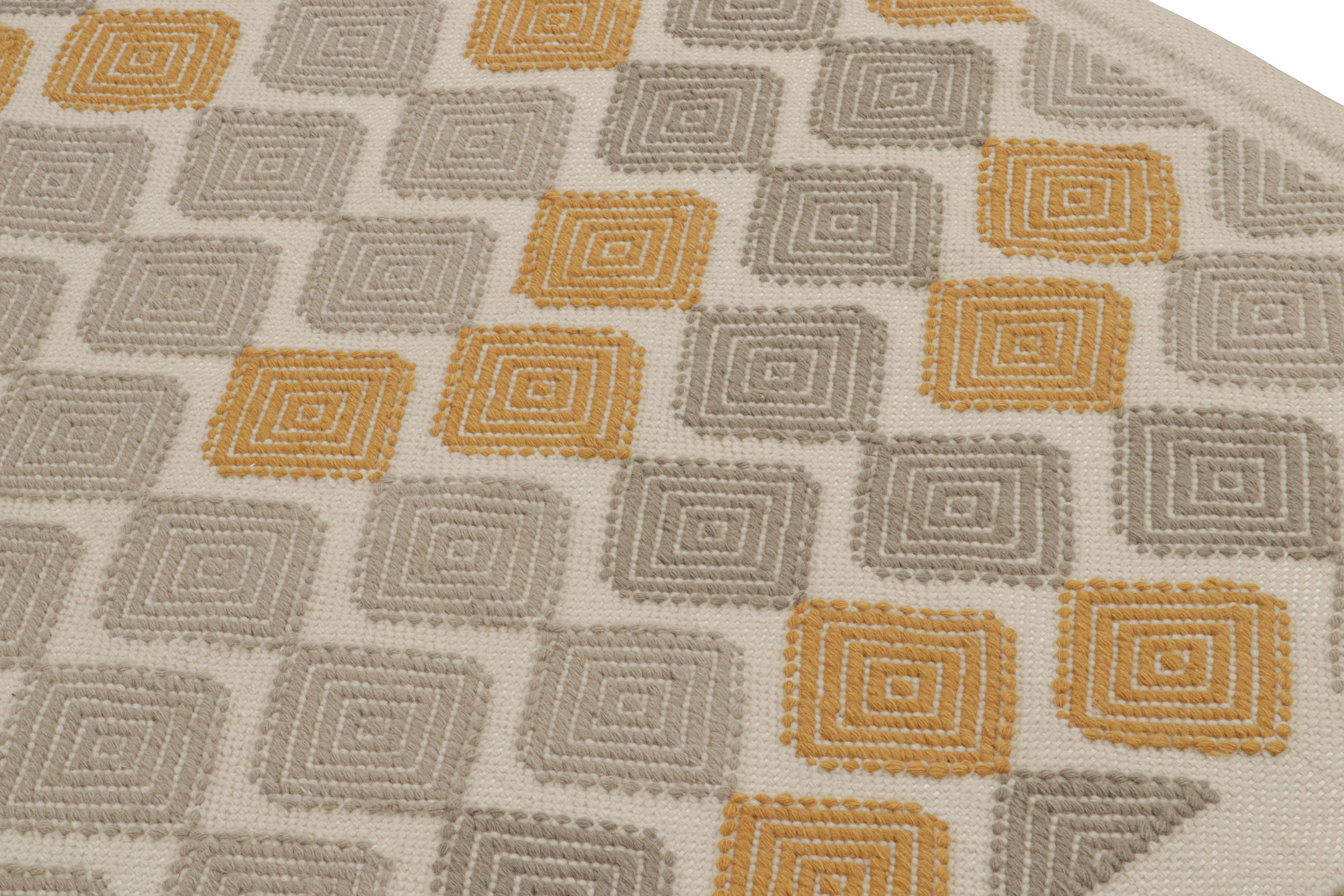 Hand-Woven Rug & Kilim’s Scandinavian Style Rug in Grey & Gold Patterns For Sale