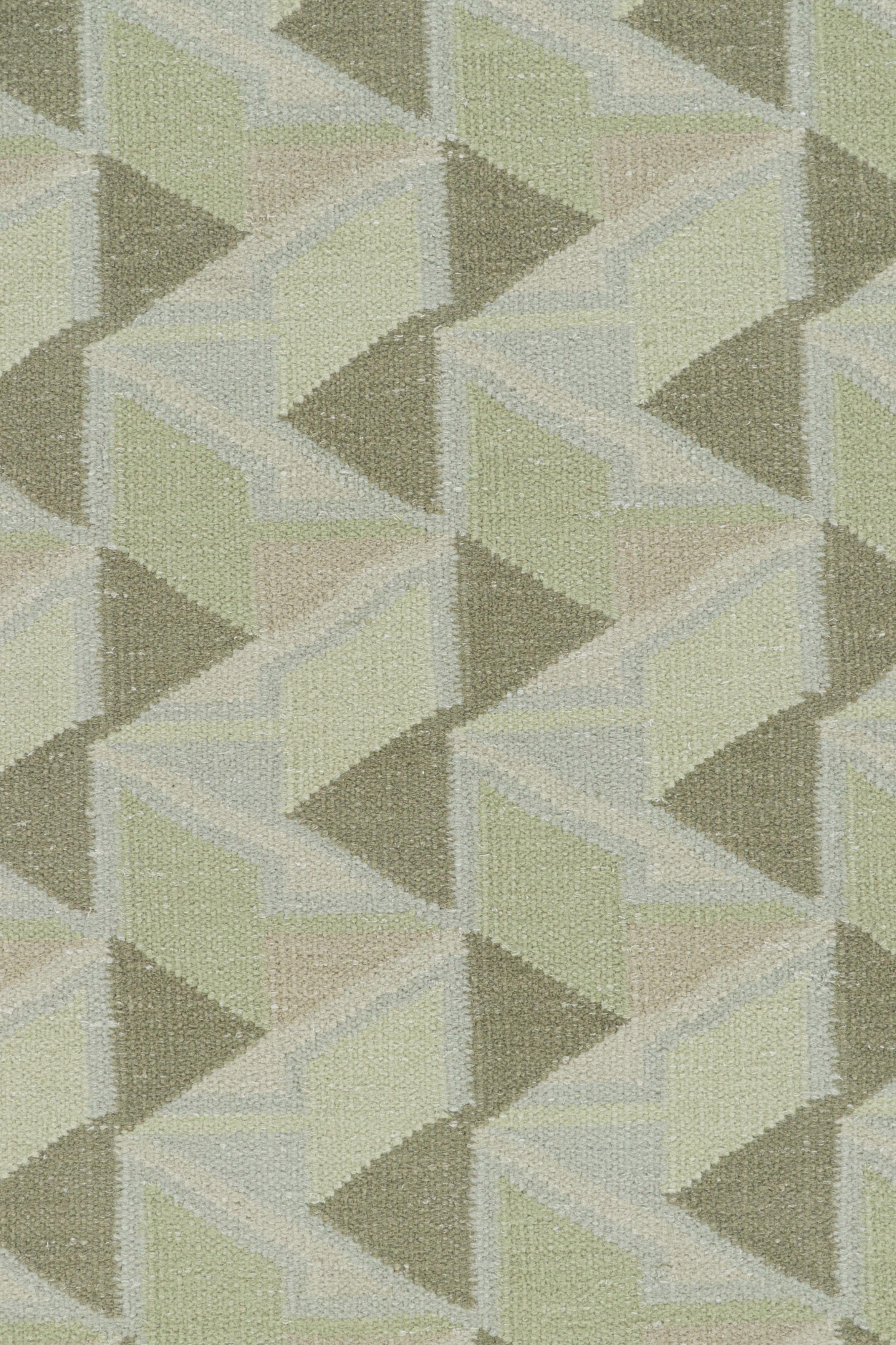 Moderne Rug & Kilim's Scandinavian Style Rug in Light Green with Geometric Patterns (tapis de style scandinave en vert clair avec des motifs géométriques) en vente