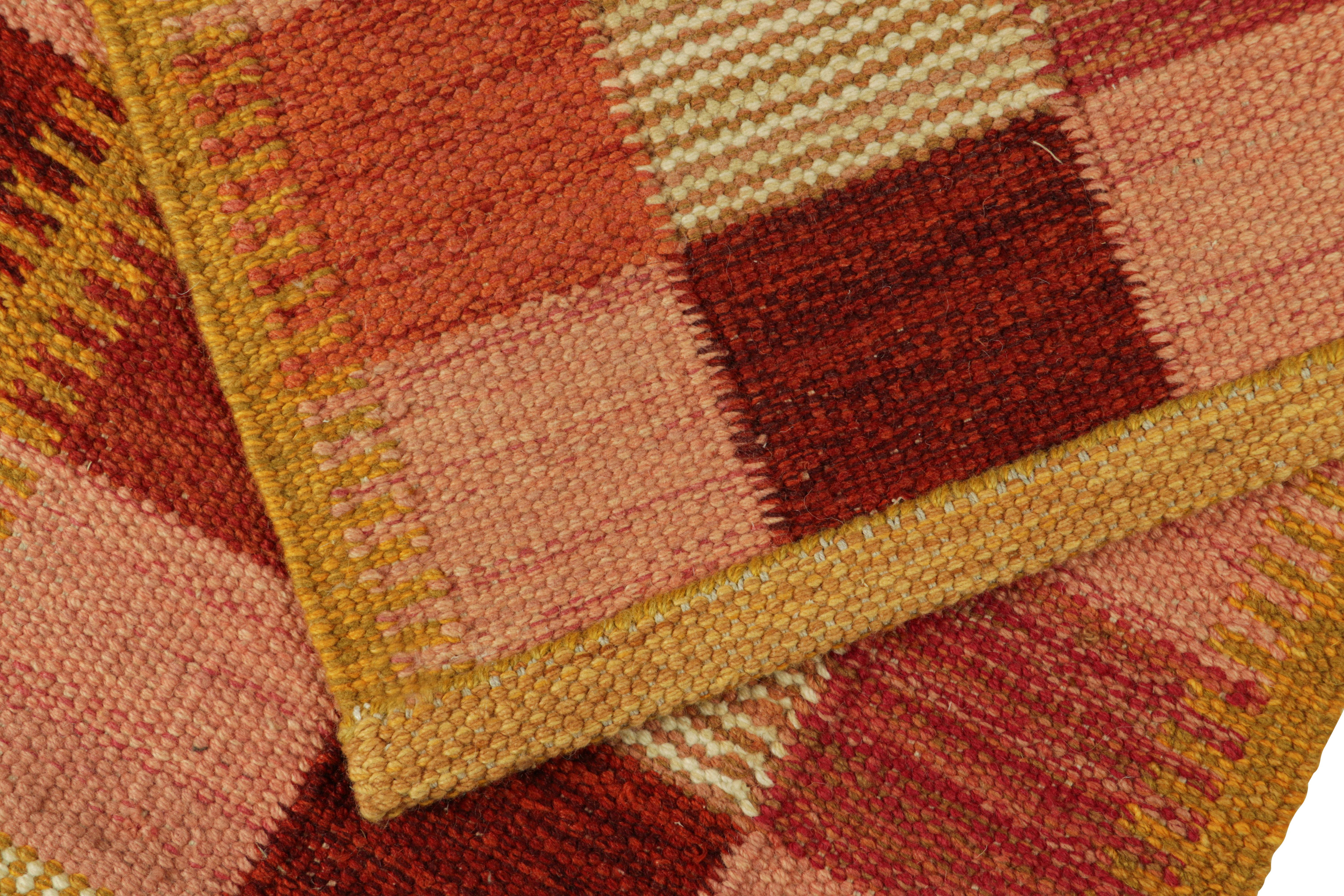 XXIe siècle et contemporain Tapis de style scandinave rose à motif géométrique coloré de Rug & Kilim en vente