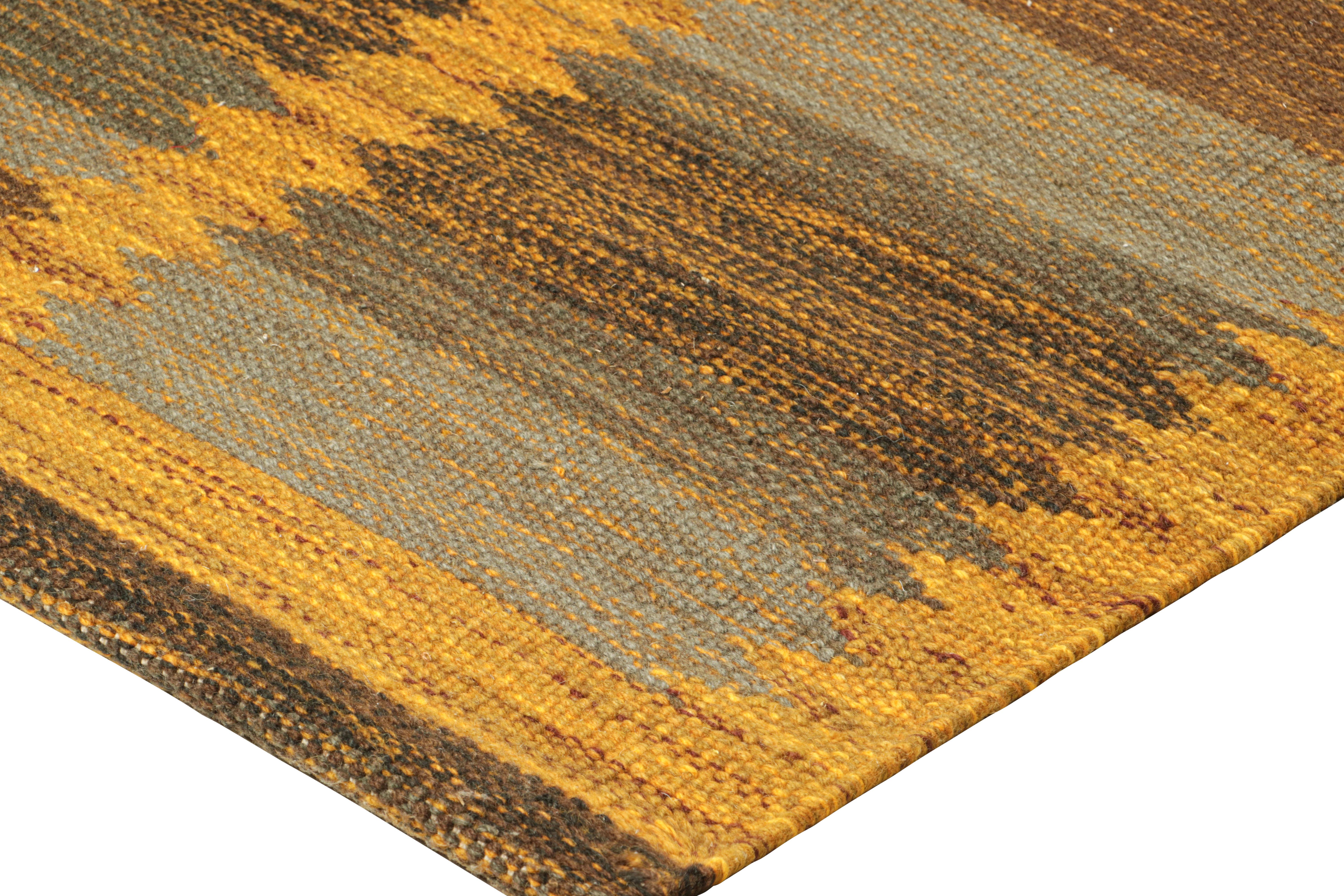 Rug & Kilim’s Scandinavian Style Rug in Rust Tones with Geometric Patterns In New Condition For Sale In Long Island City, NY