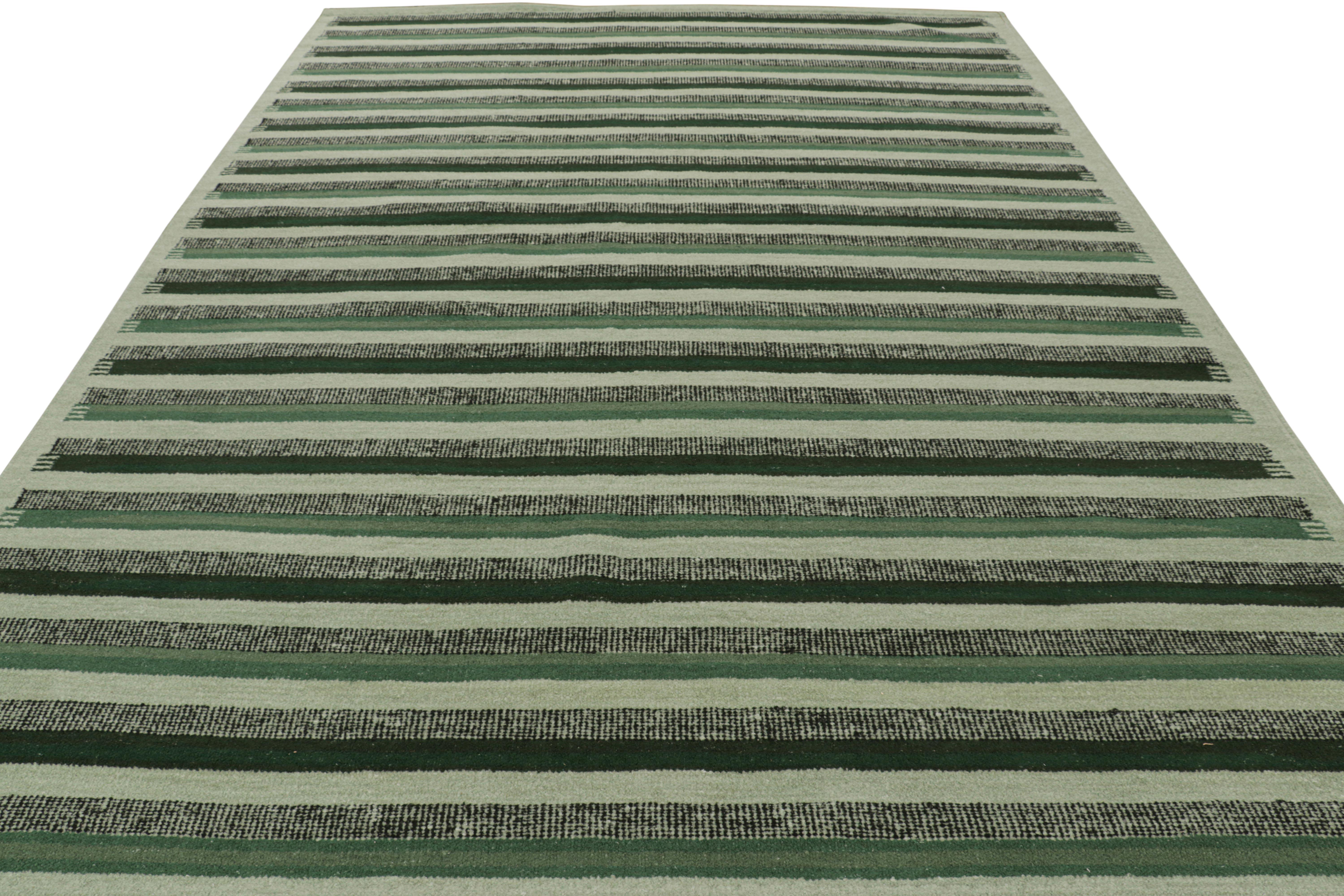 Rug & Kilim's Teppich im skandinavischen Stil in Petrol und Schwarz mit geometrischen Streifen (Handgewebt) im Angebot