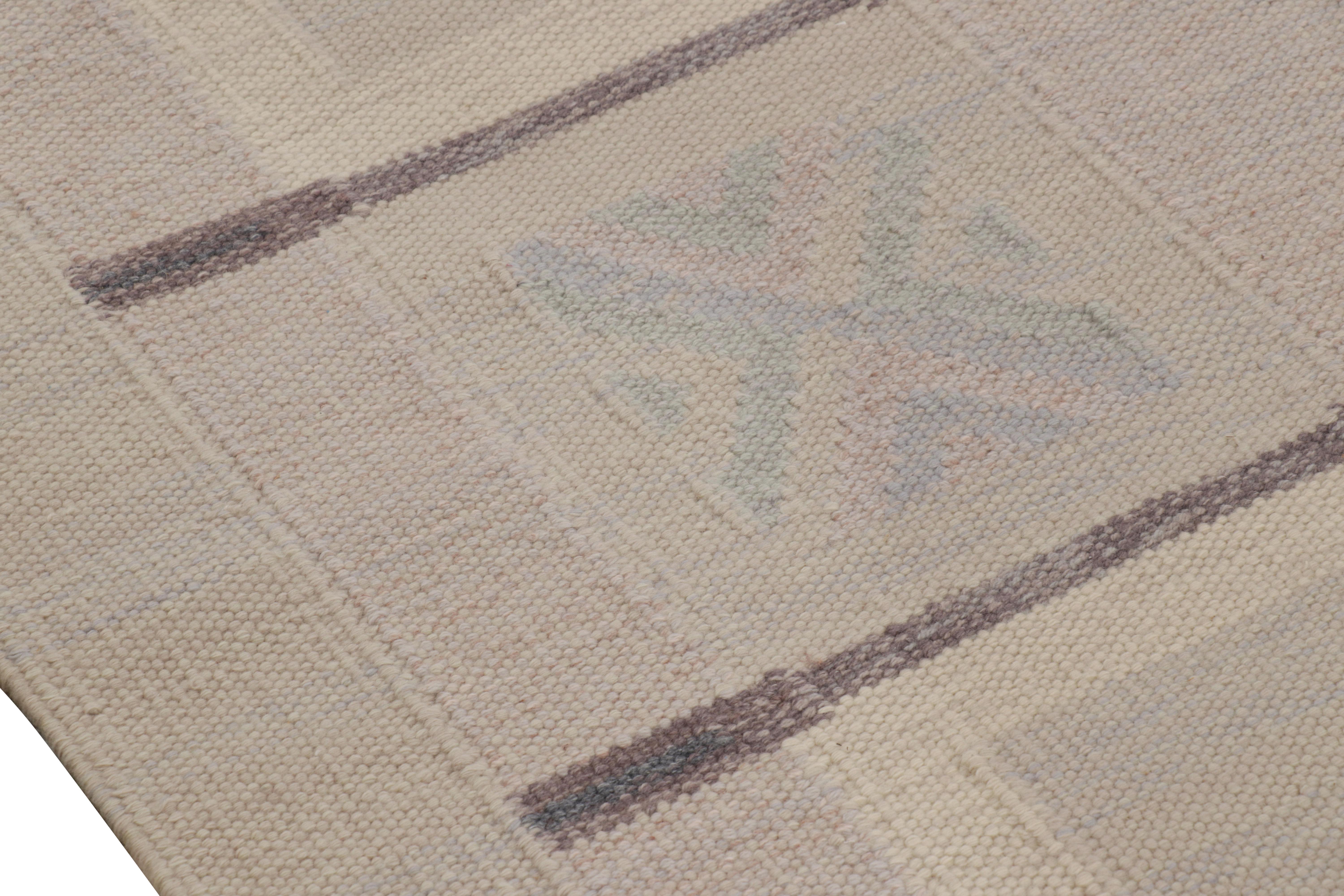 Alfombra de estilo escandinavo de Rug & Kilim en blanco y azul con motivos geométricos en Nuevo estado para la venta en Long Island City, NY