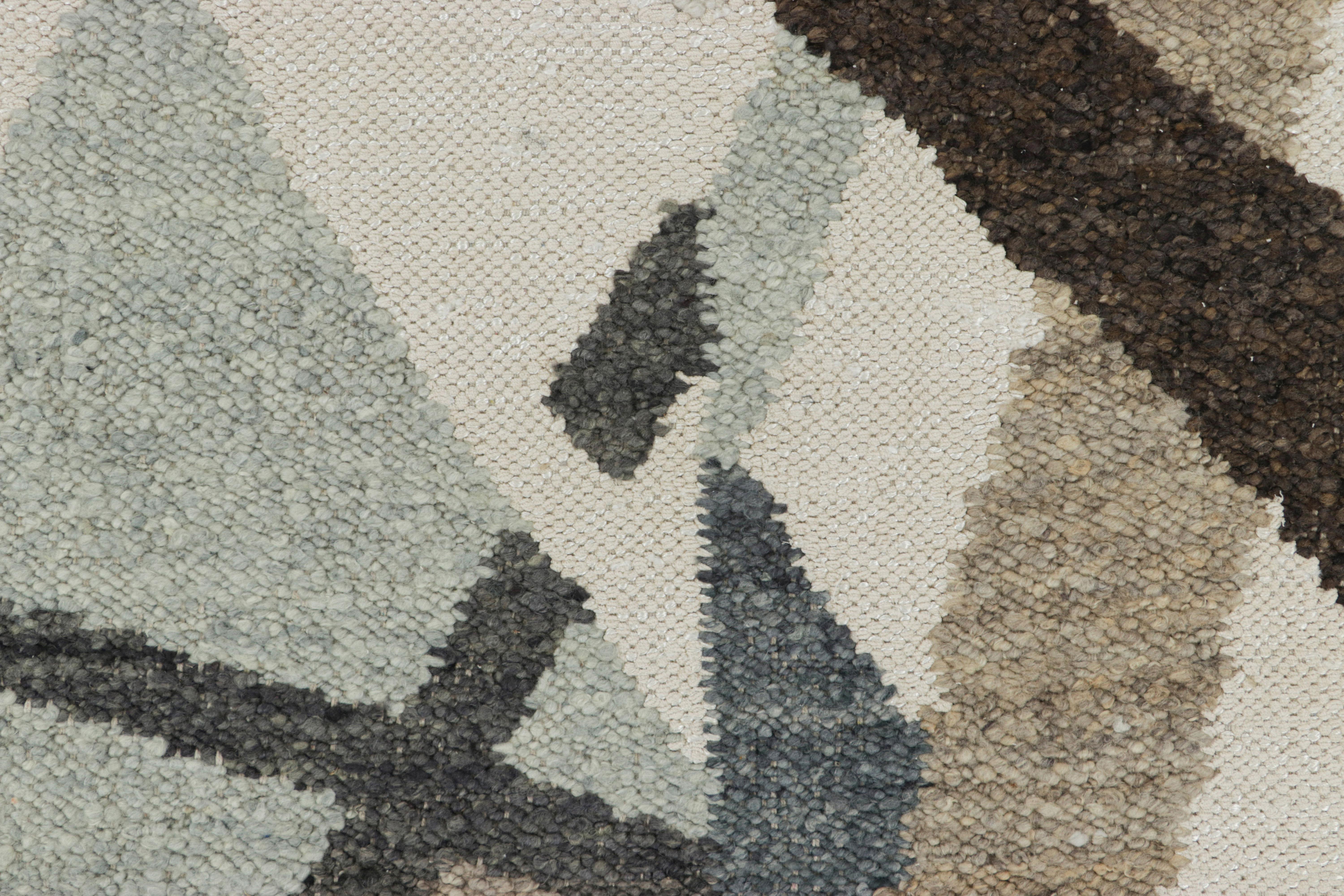 Rug & Kilim's Teppich im skandinavischen Stil in Weiß, Beige und Grau mit geometrischen Mustern (Skandinavische Moderne) im Angebot